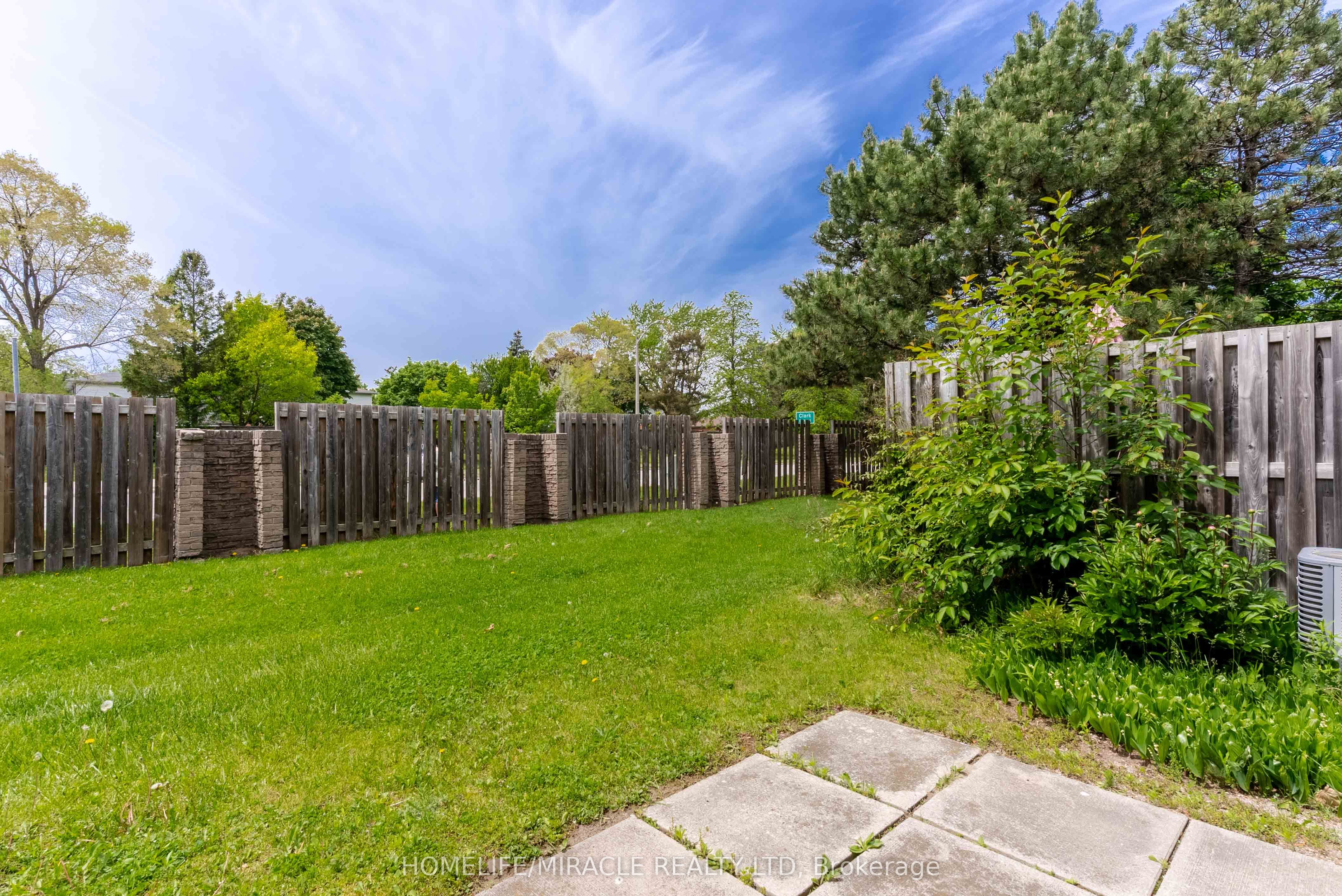 156 Enderby Crescent Property Photo 35