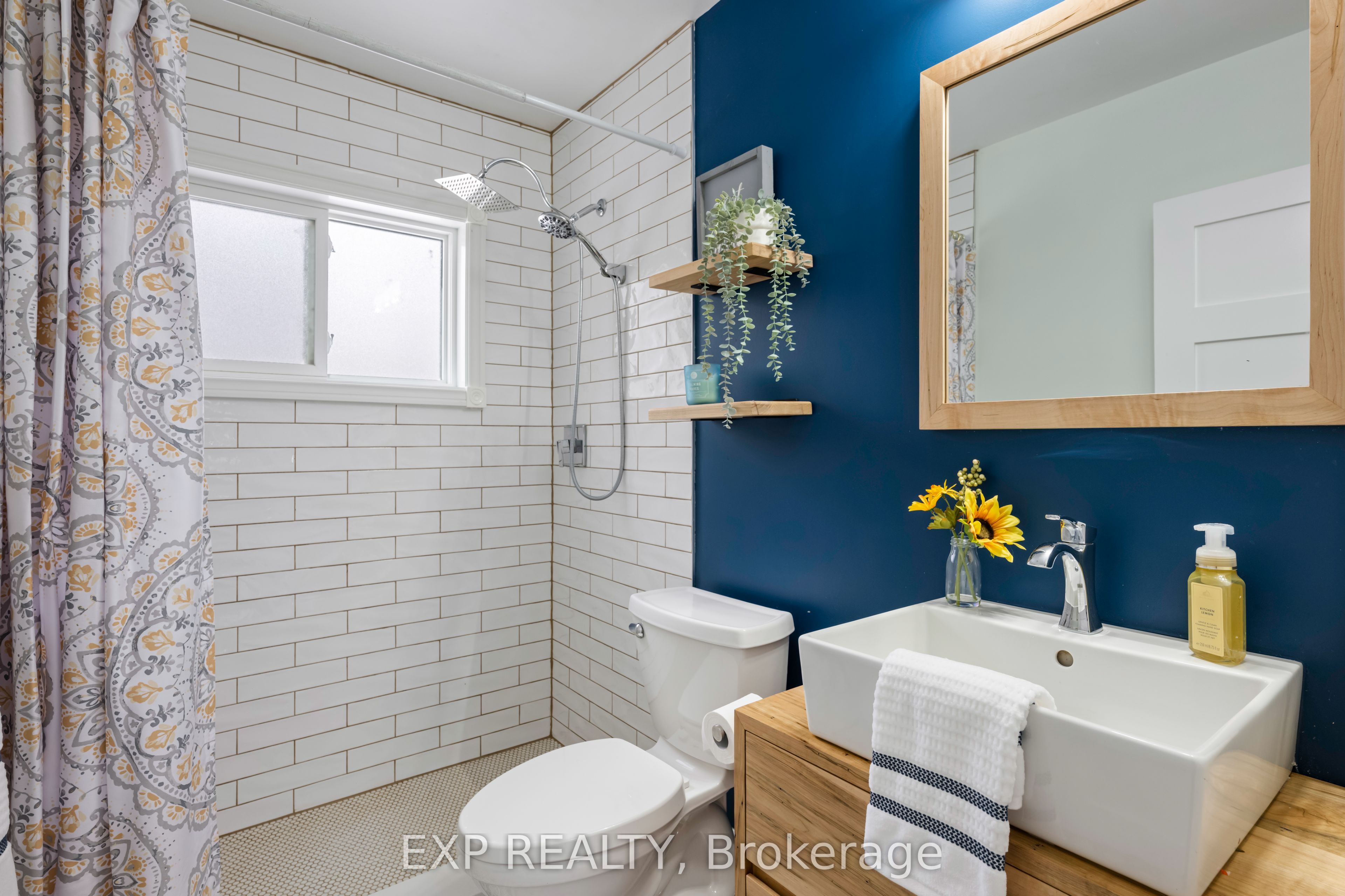 21 Veterans Way Property Photo 20