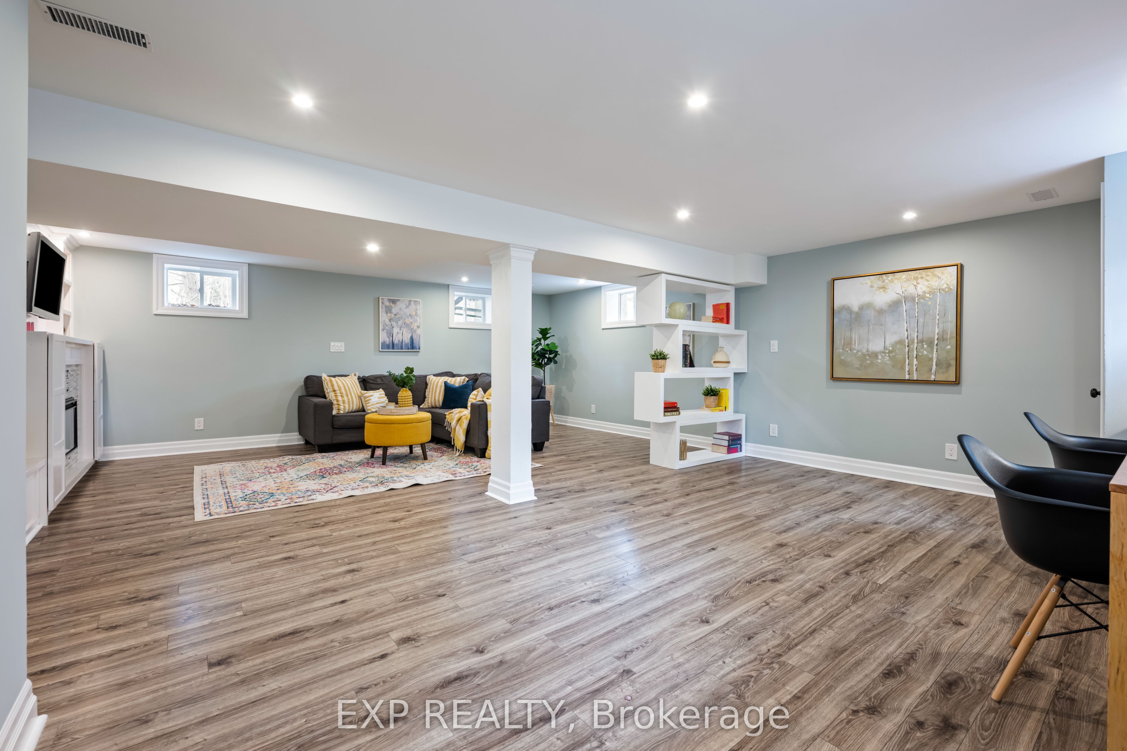 21 Veterans Way Property Photo 36