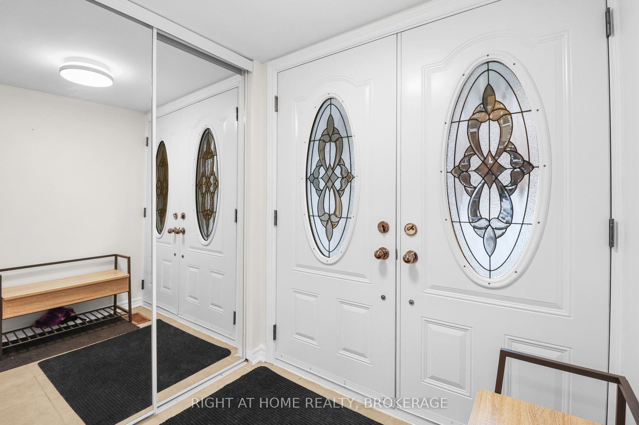 400 Bloor Street 100 Property Photo 5