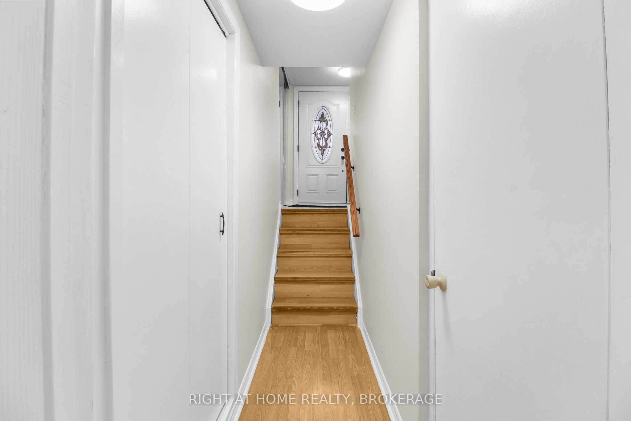 400 Bloor Street 100 Property Photo 26