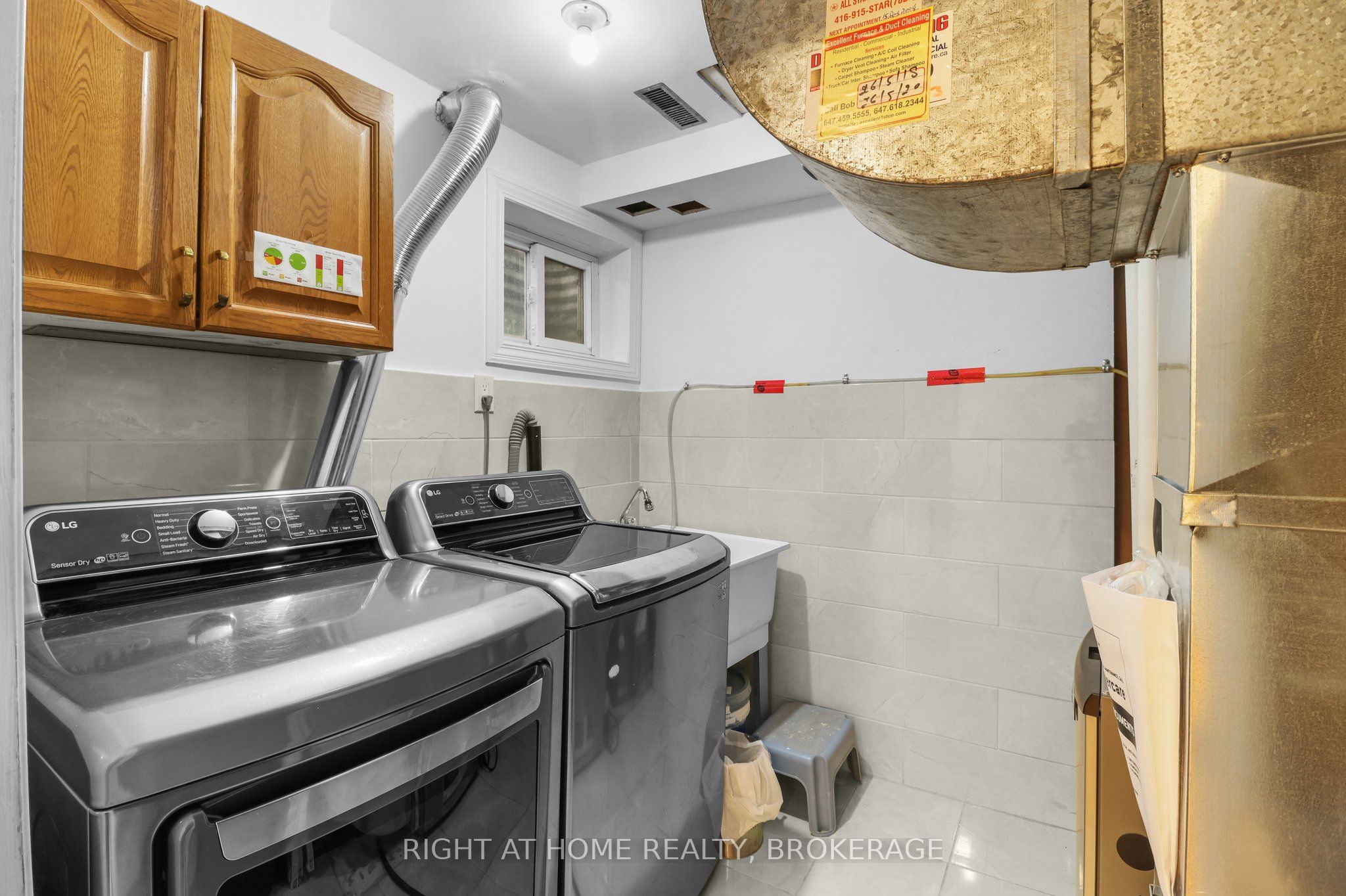 400 Bloor Street 100 Property Photo 30