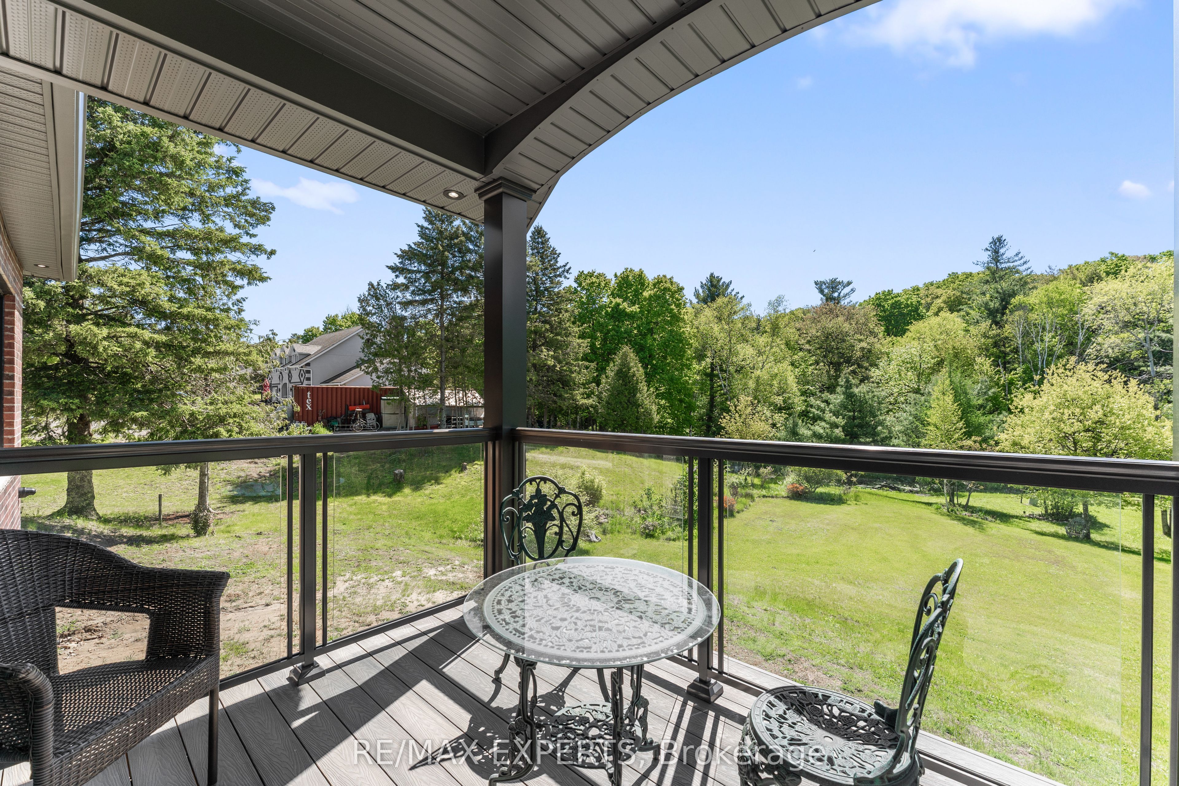 211 Pine Avenue Property Photo 19