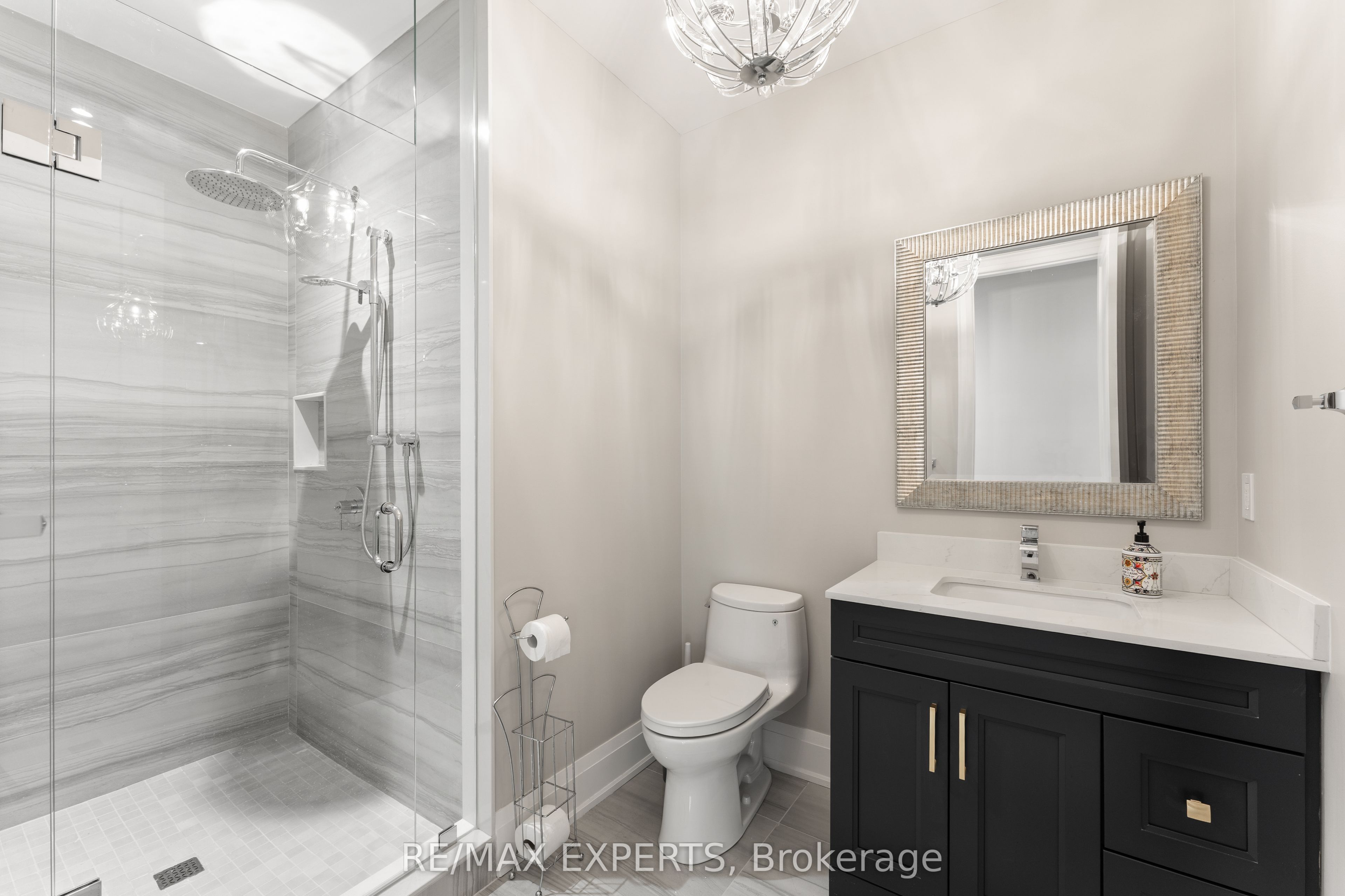 211 Pine Avenue Property Photo 28