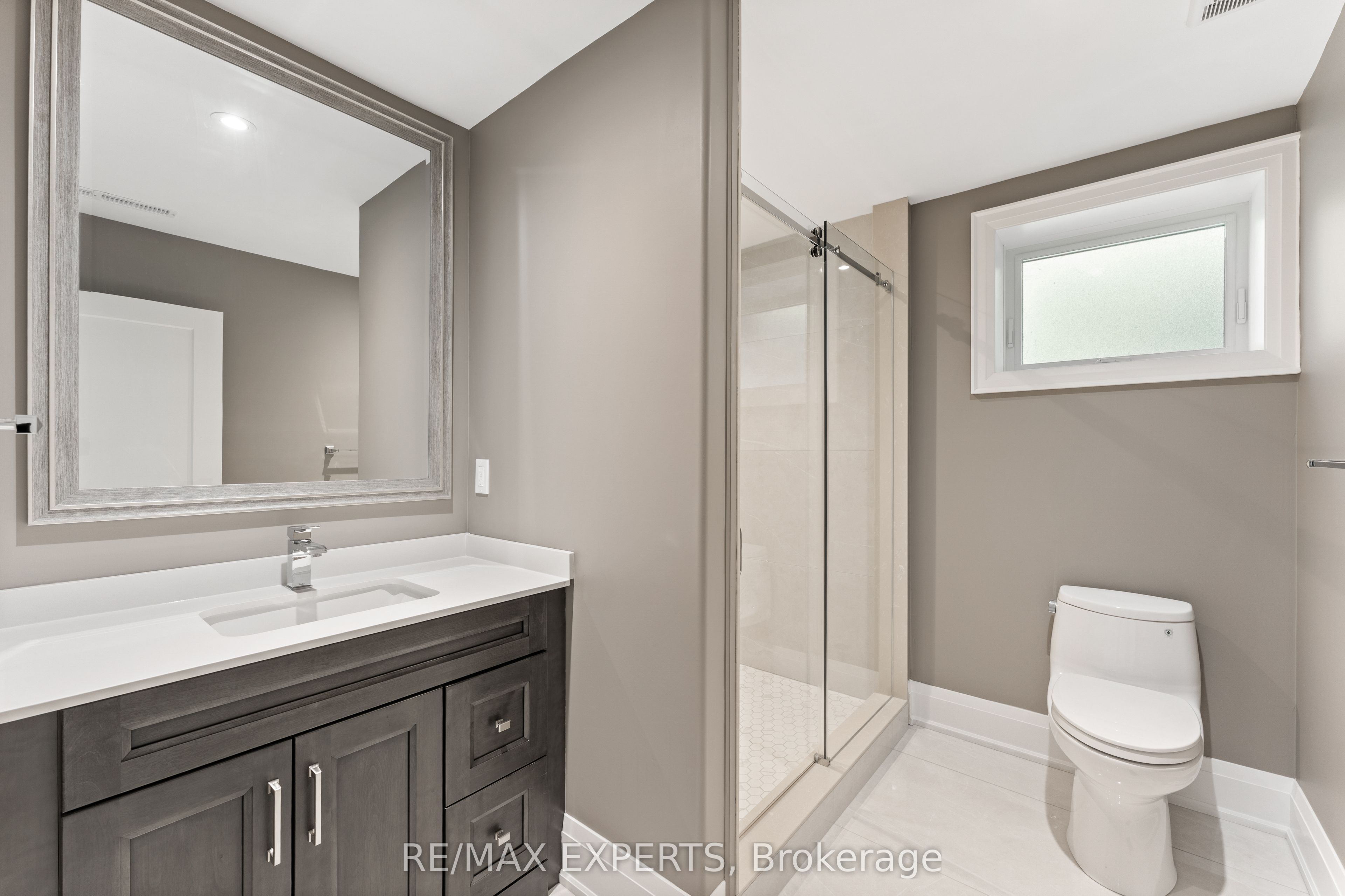 211 Pine Avenue Property Photo 39
