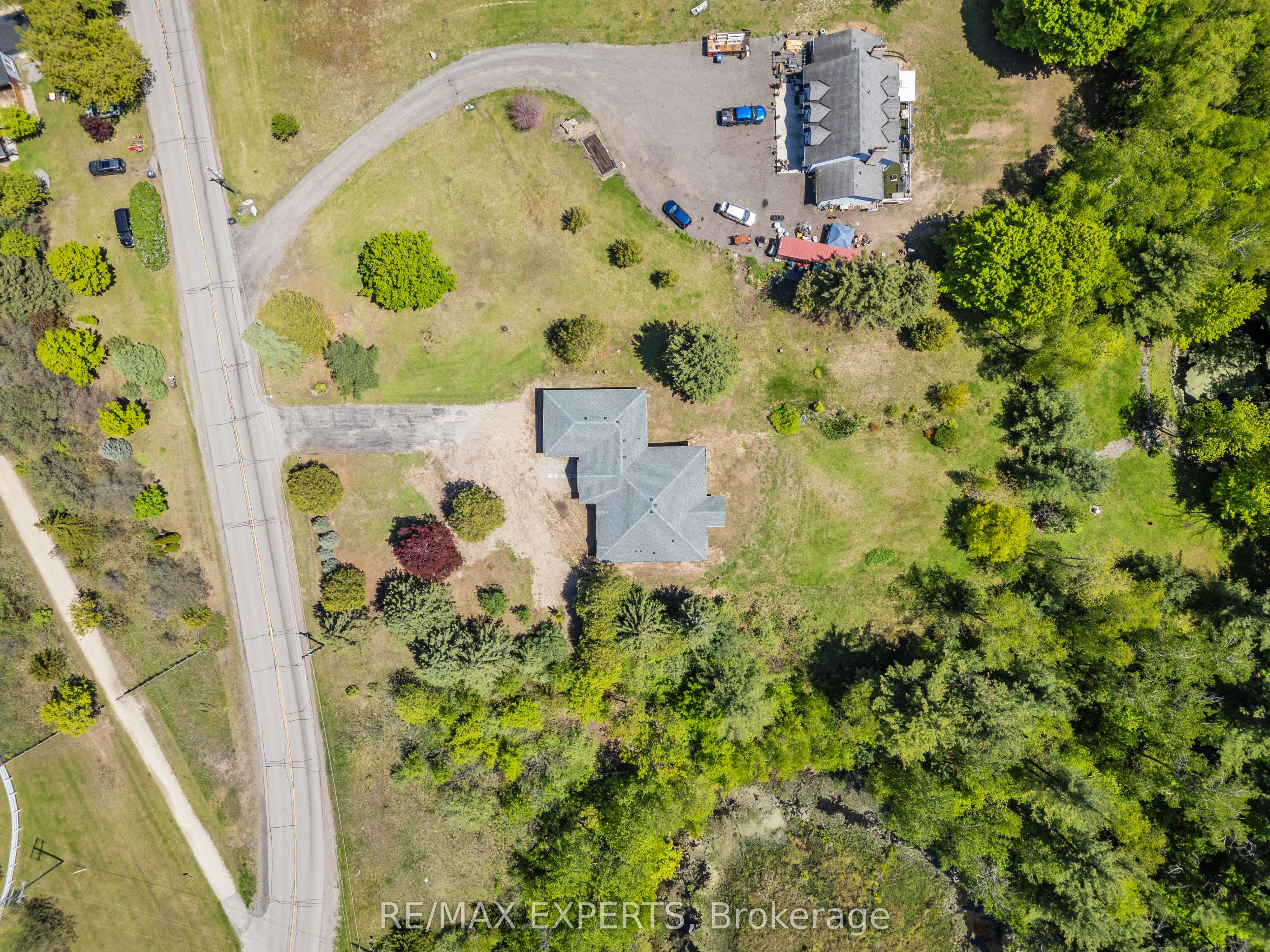 211 Pine Avenue Property Photo 48
