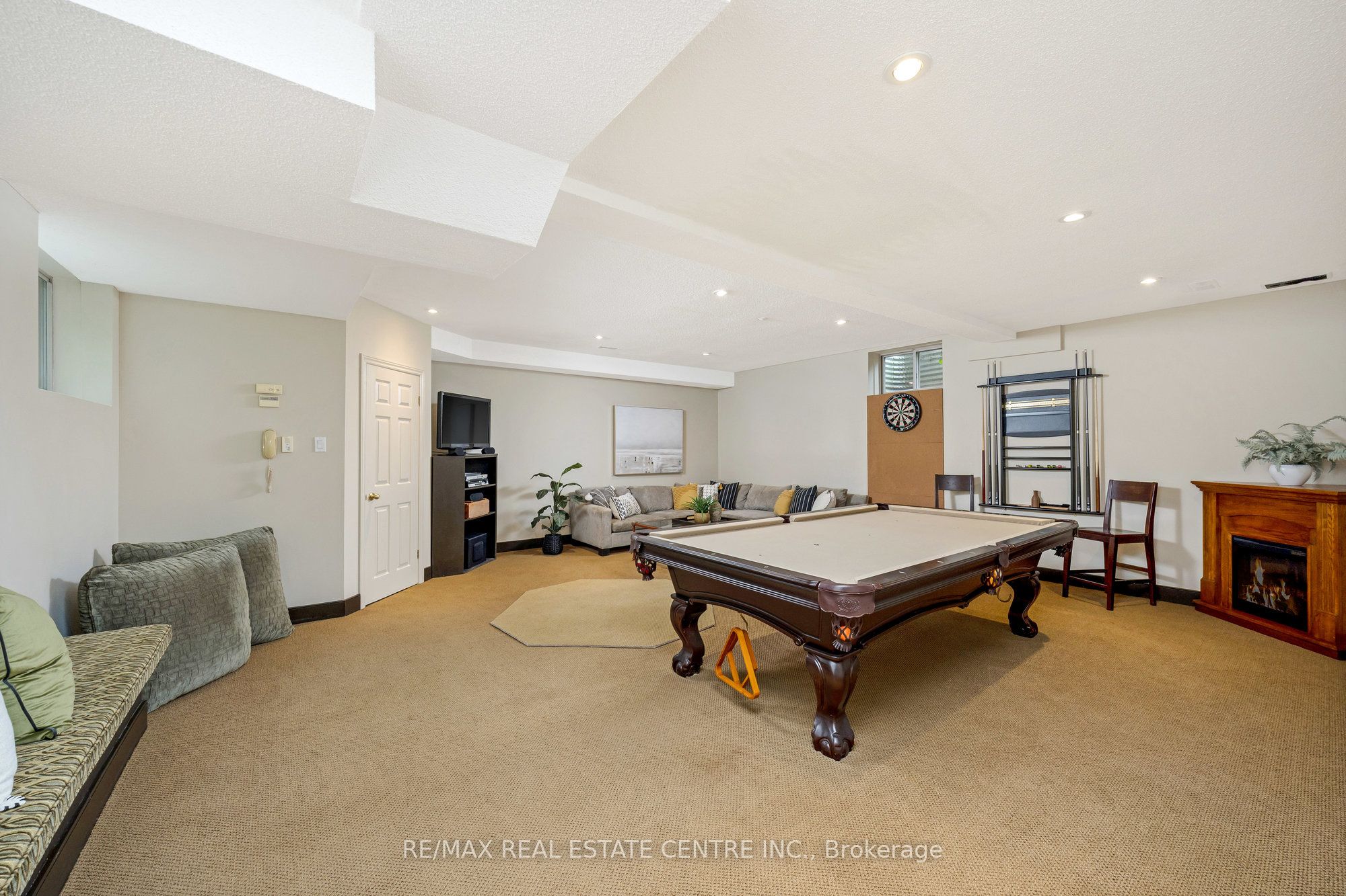 8492 Canyon Road Property Photo 36