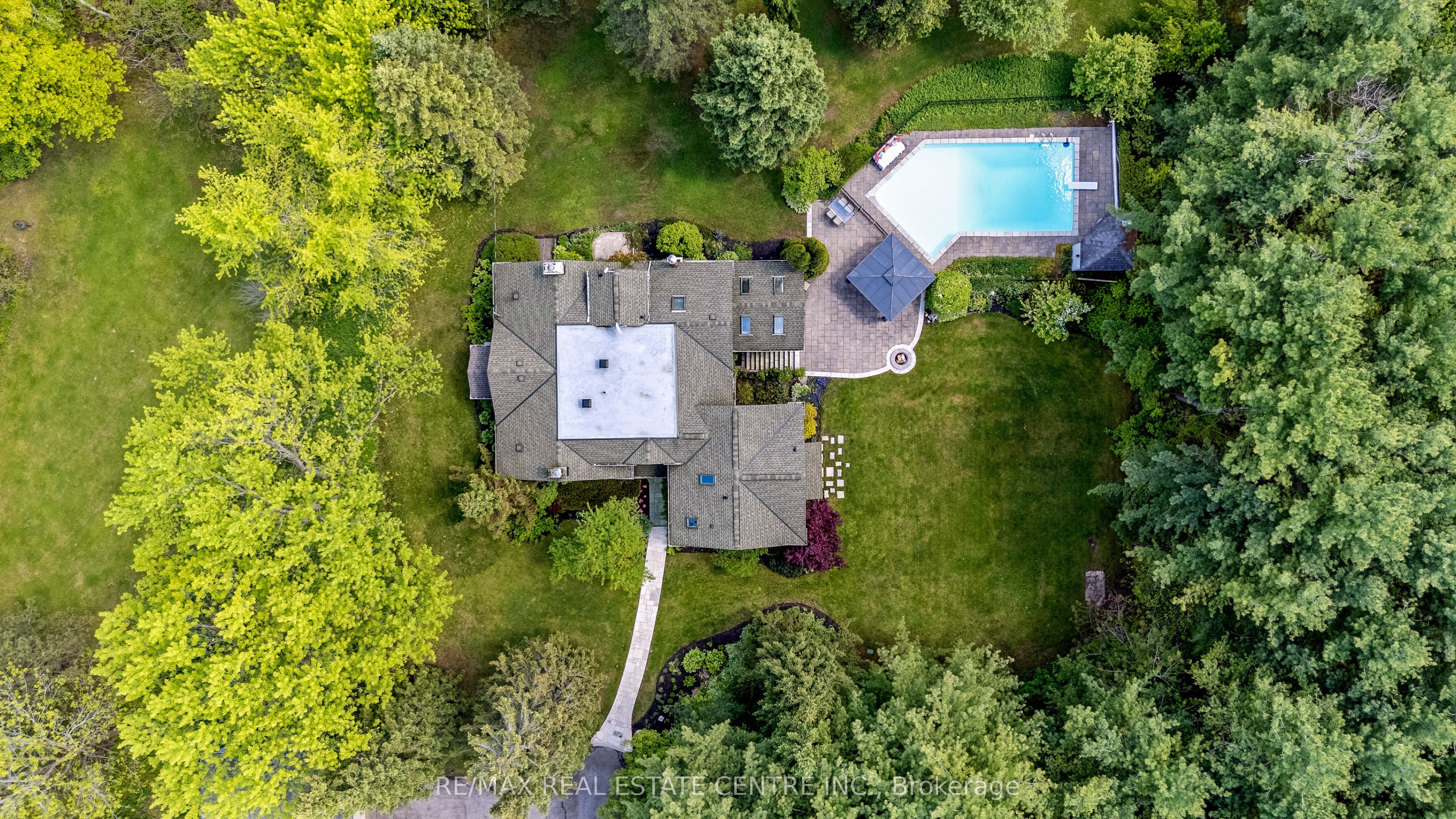 8492 Canyon Road Property Photo 49