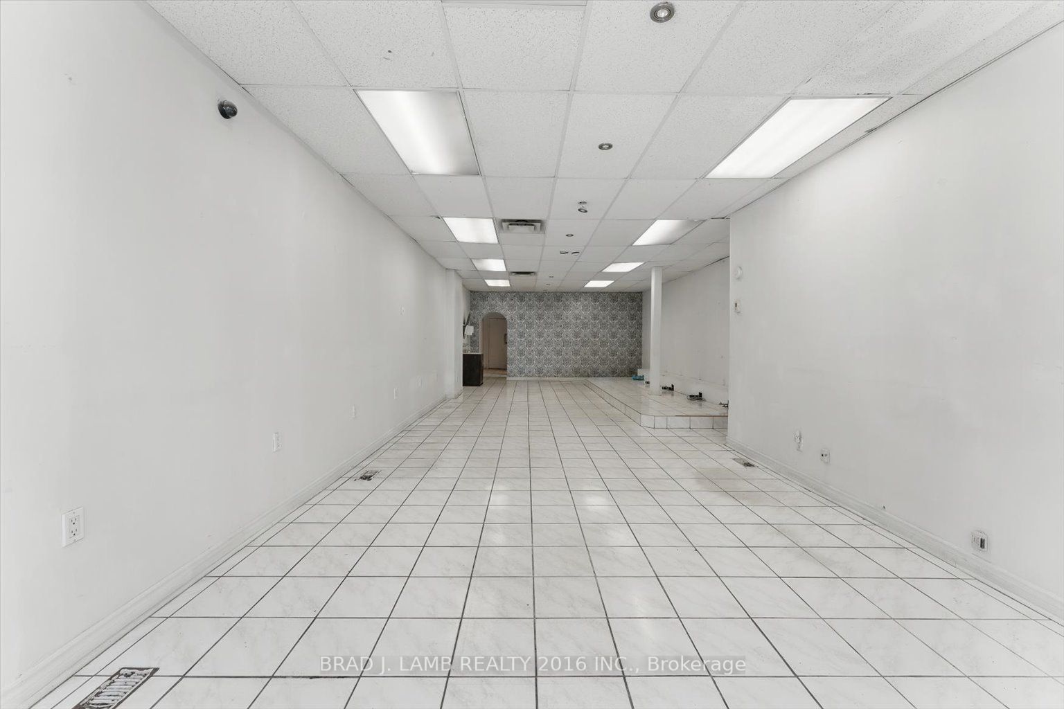 2957 Dundas Street Property Photo 2
