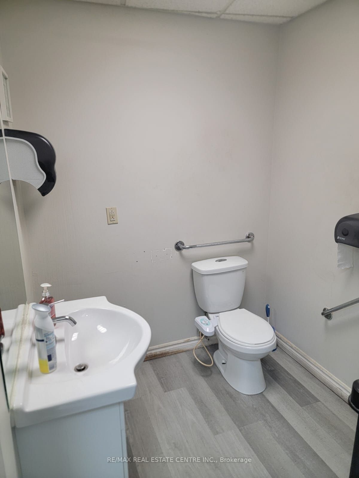 #1 - 3105 Winston Churchill Boulevard Property Photo 6