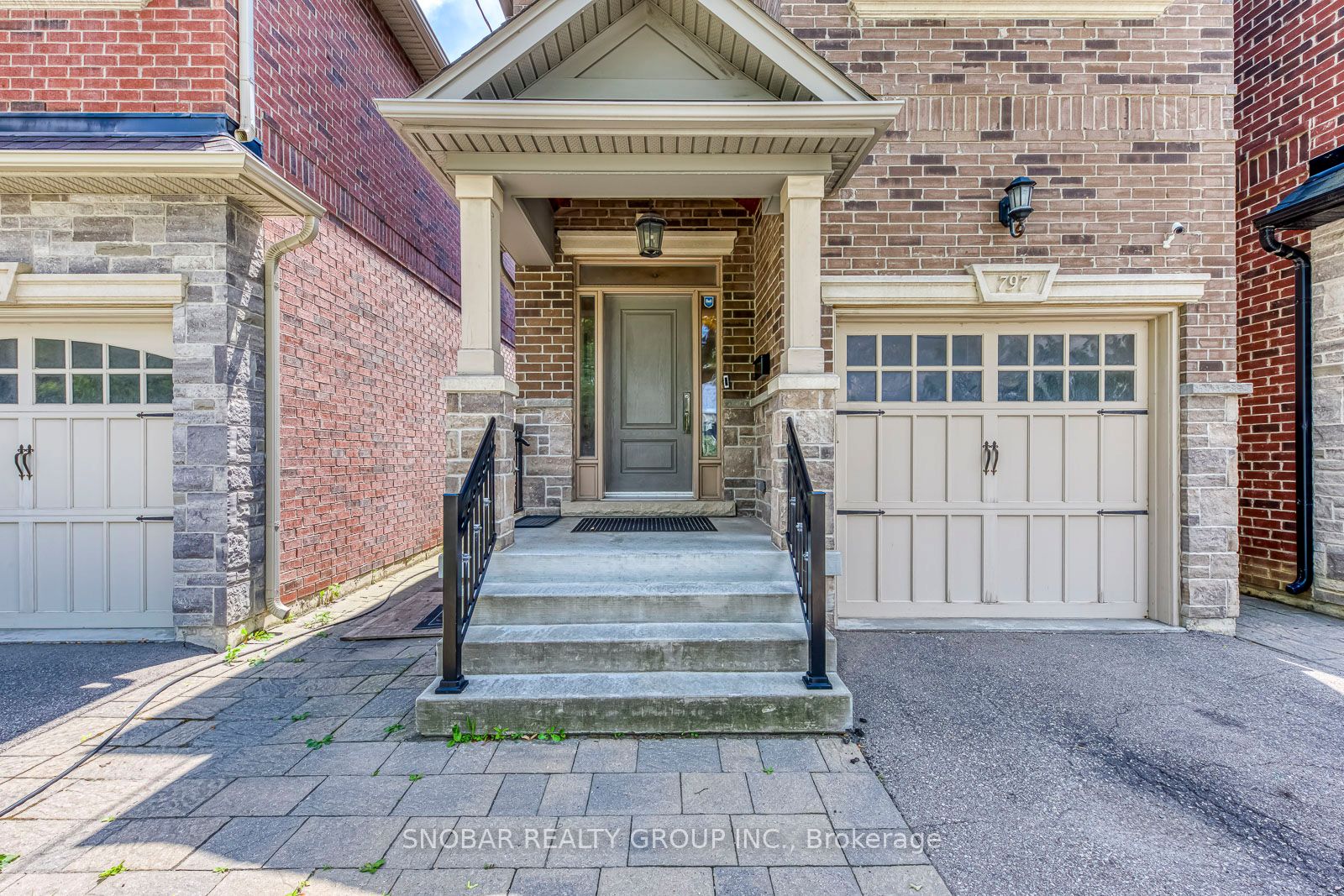 797 Oxford Street Property Photo 3