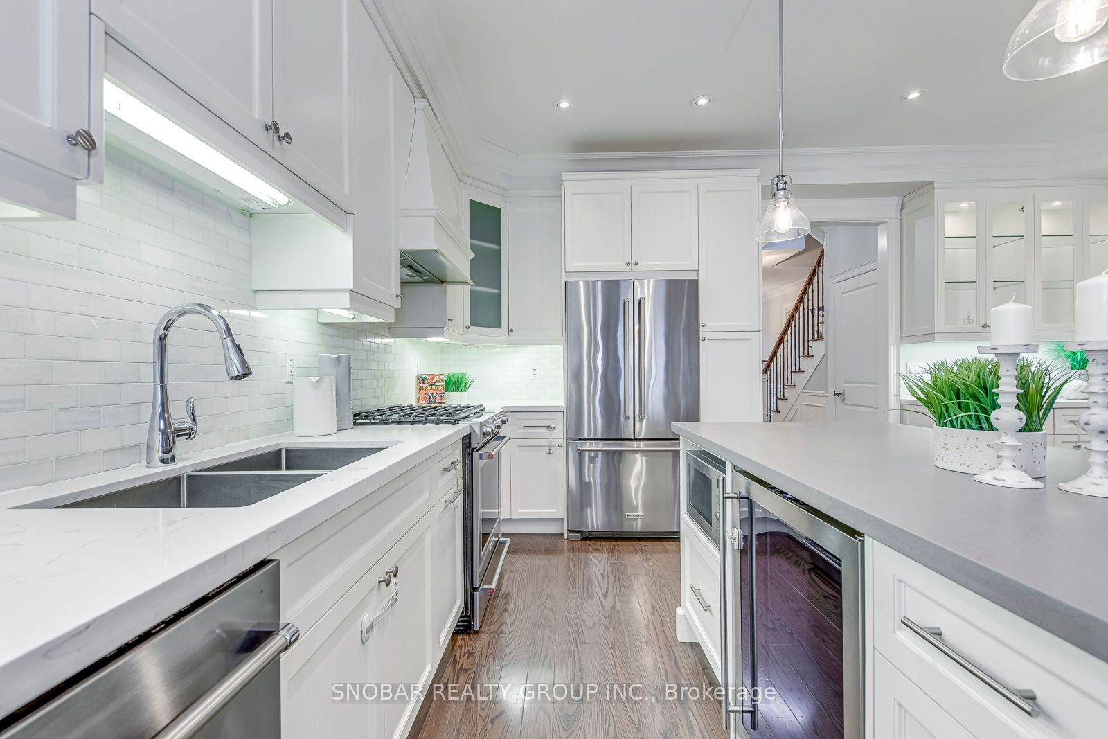 797 Oxford Street Property Photo 12
