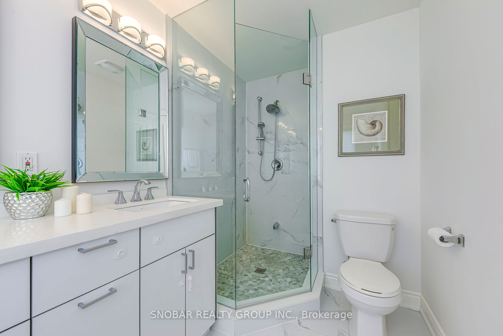 797 Oxford Street Property Photo 30