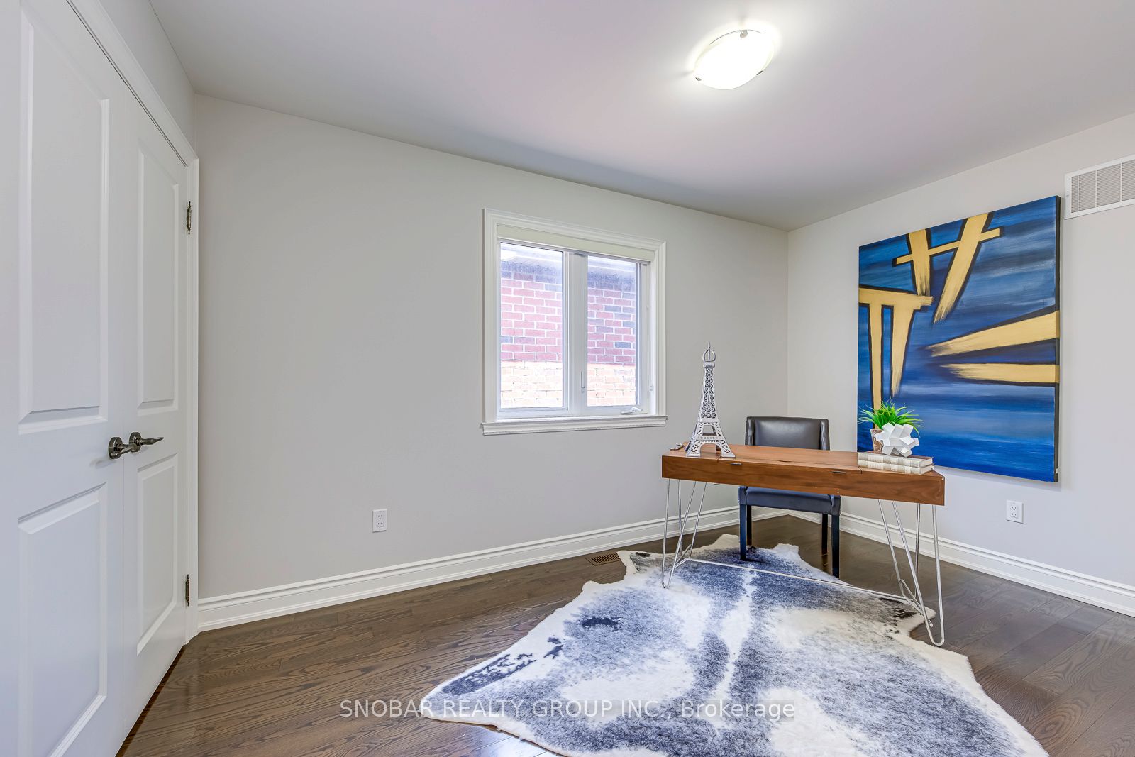 797 Oxford Street Property Photo 32