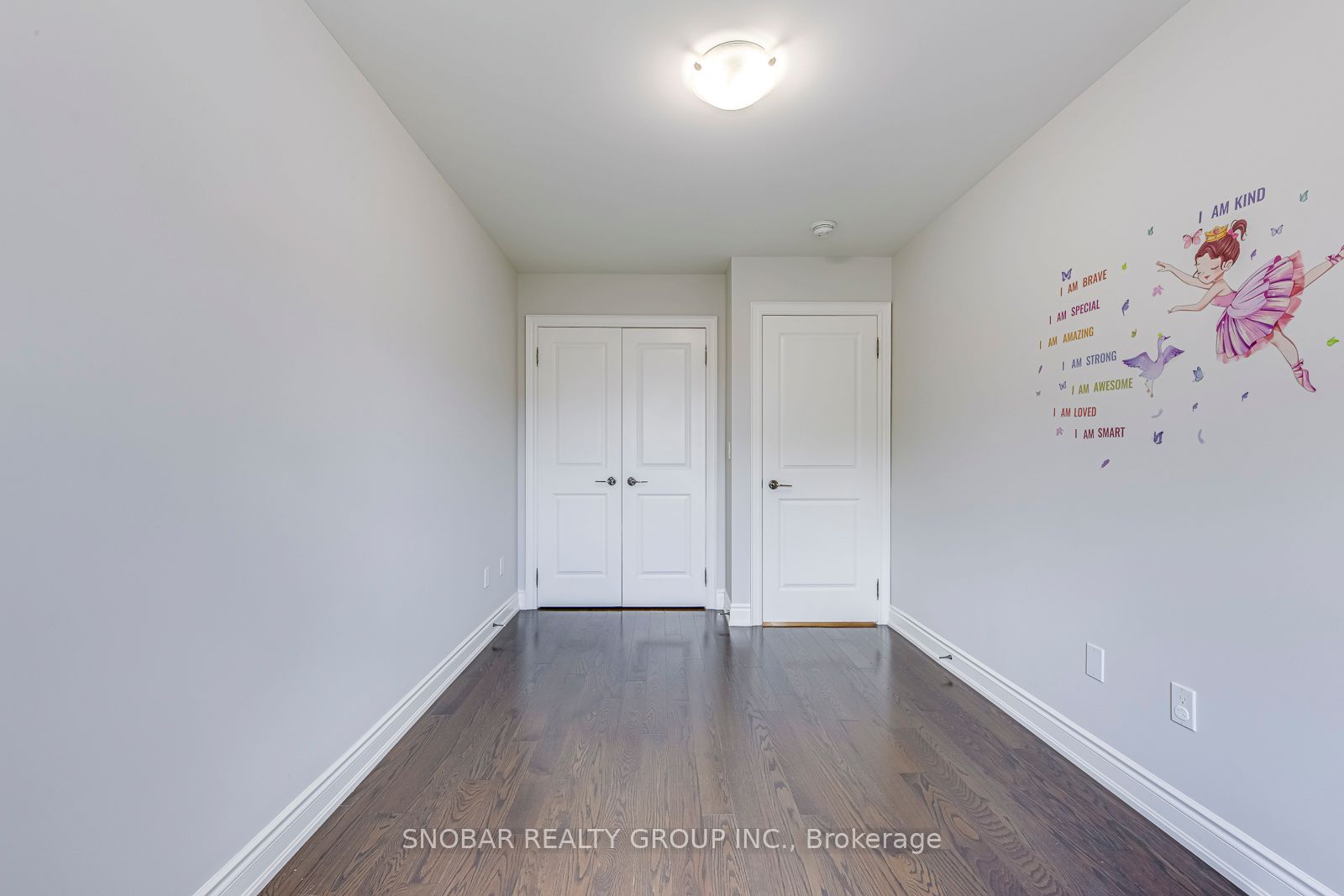 797 Oxford Street Property Photo 35