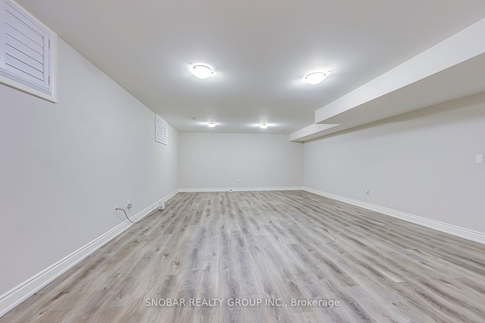 797 Oxford Street Property Photo 43