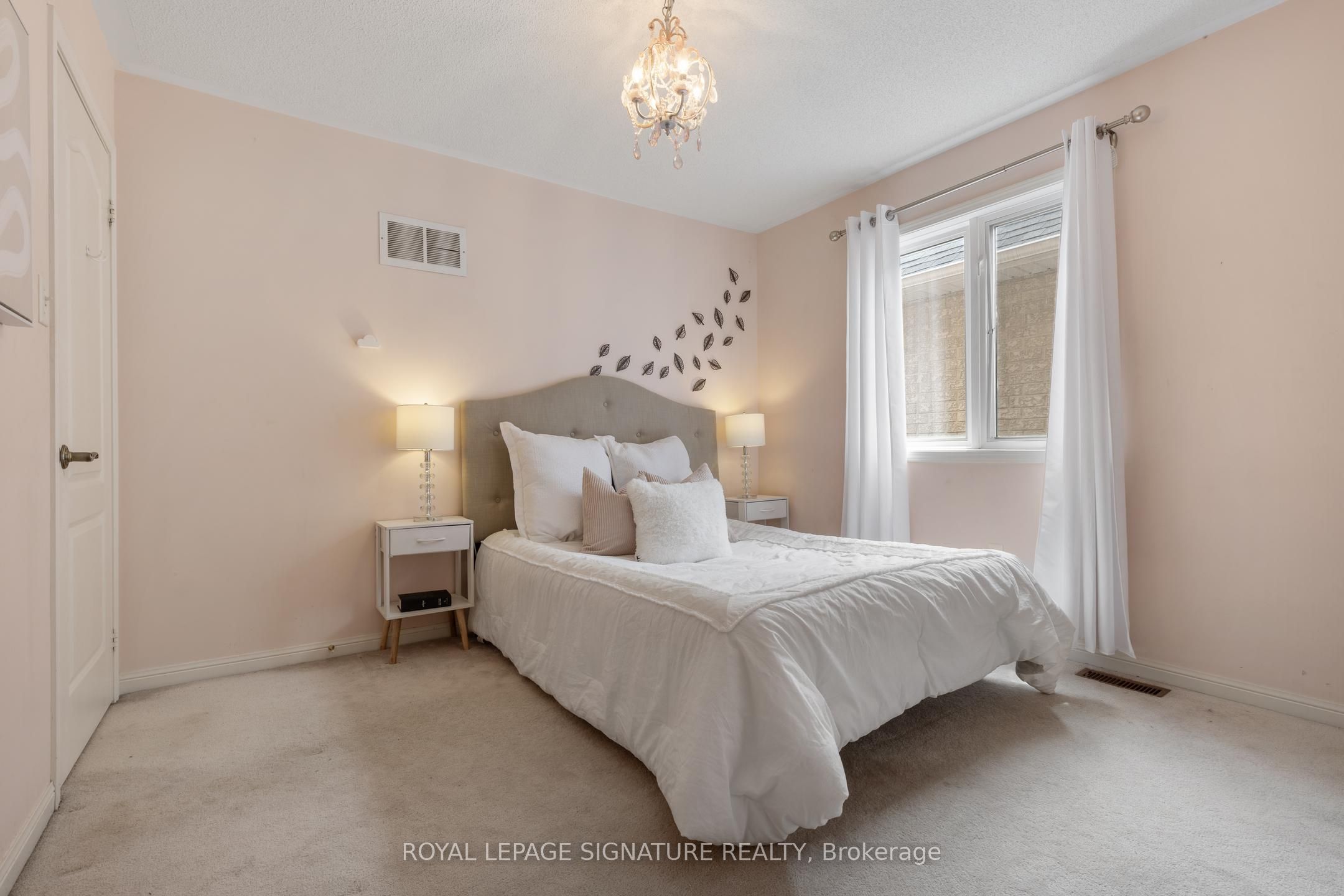 3807 Deepwood Heights Property Photo 35