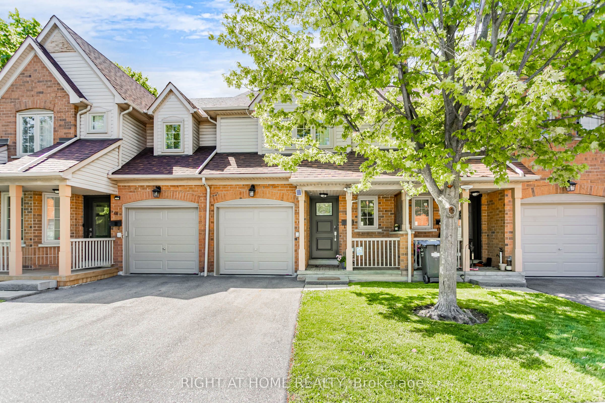 5223 Fairford Crescent 67 Property Photo 1