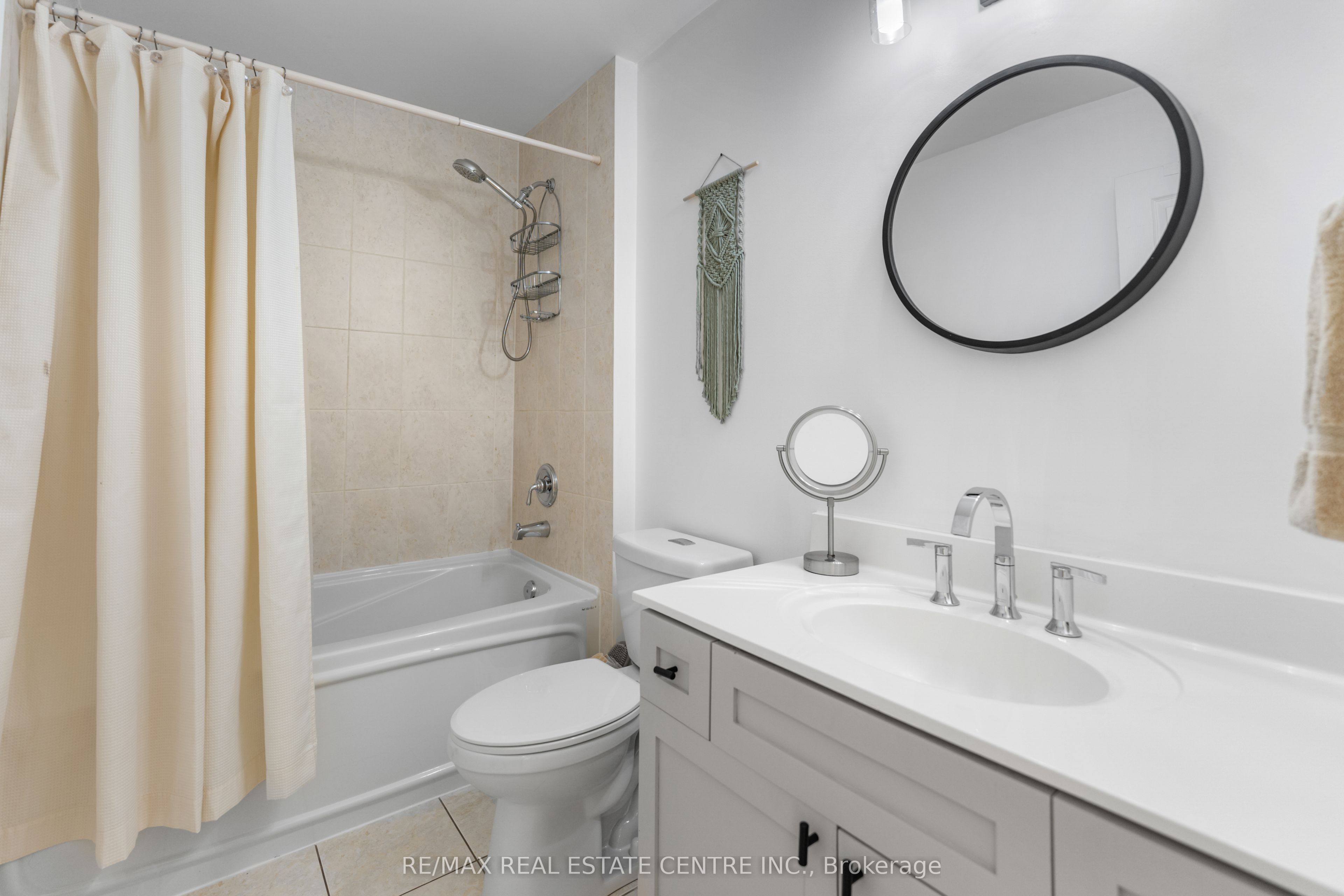 12 St. Lawrence Drive Property Photo 32