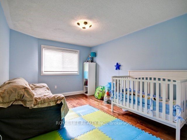 1070 Lindsay Drive Property Photo 15