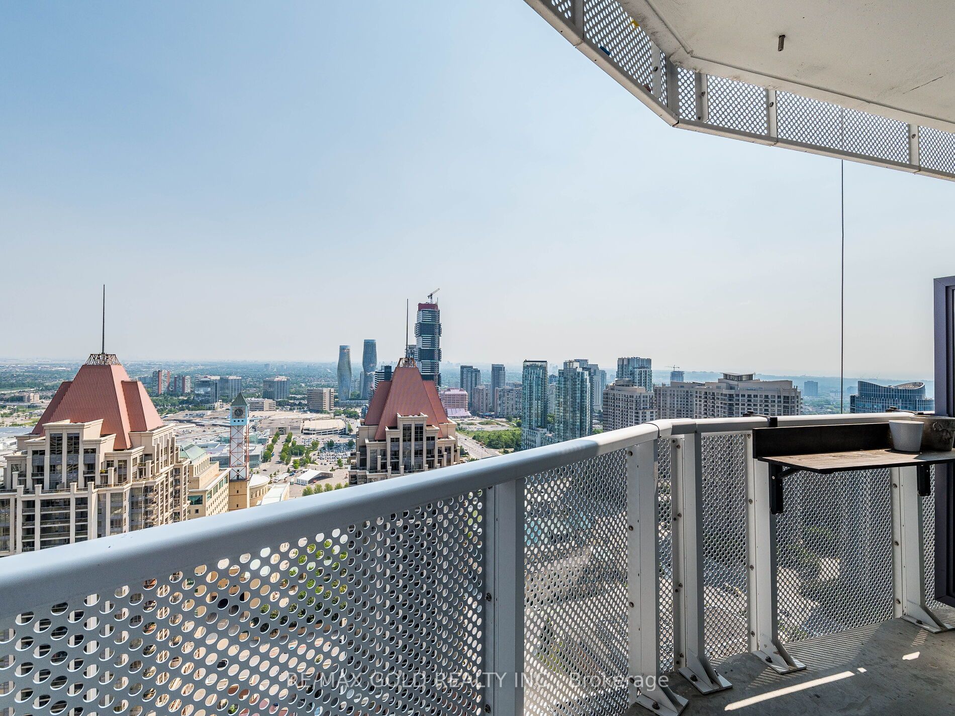 #3705 - 4065 Confederation Parkway Property Photo 44