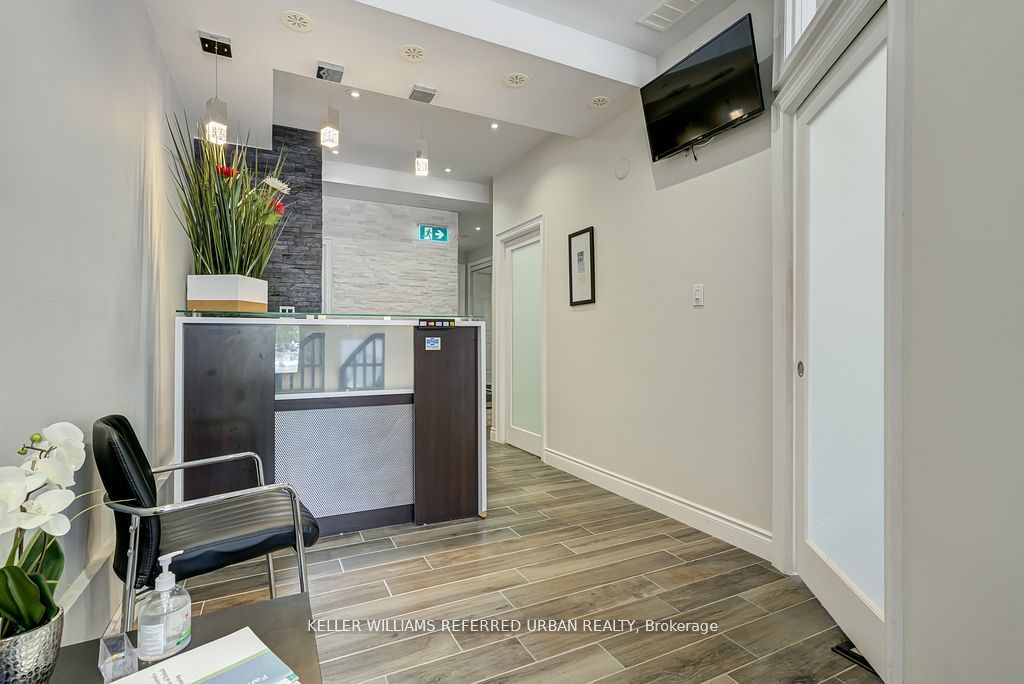 44 Baycliffe Cres Property Photo 9