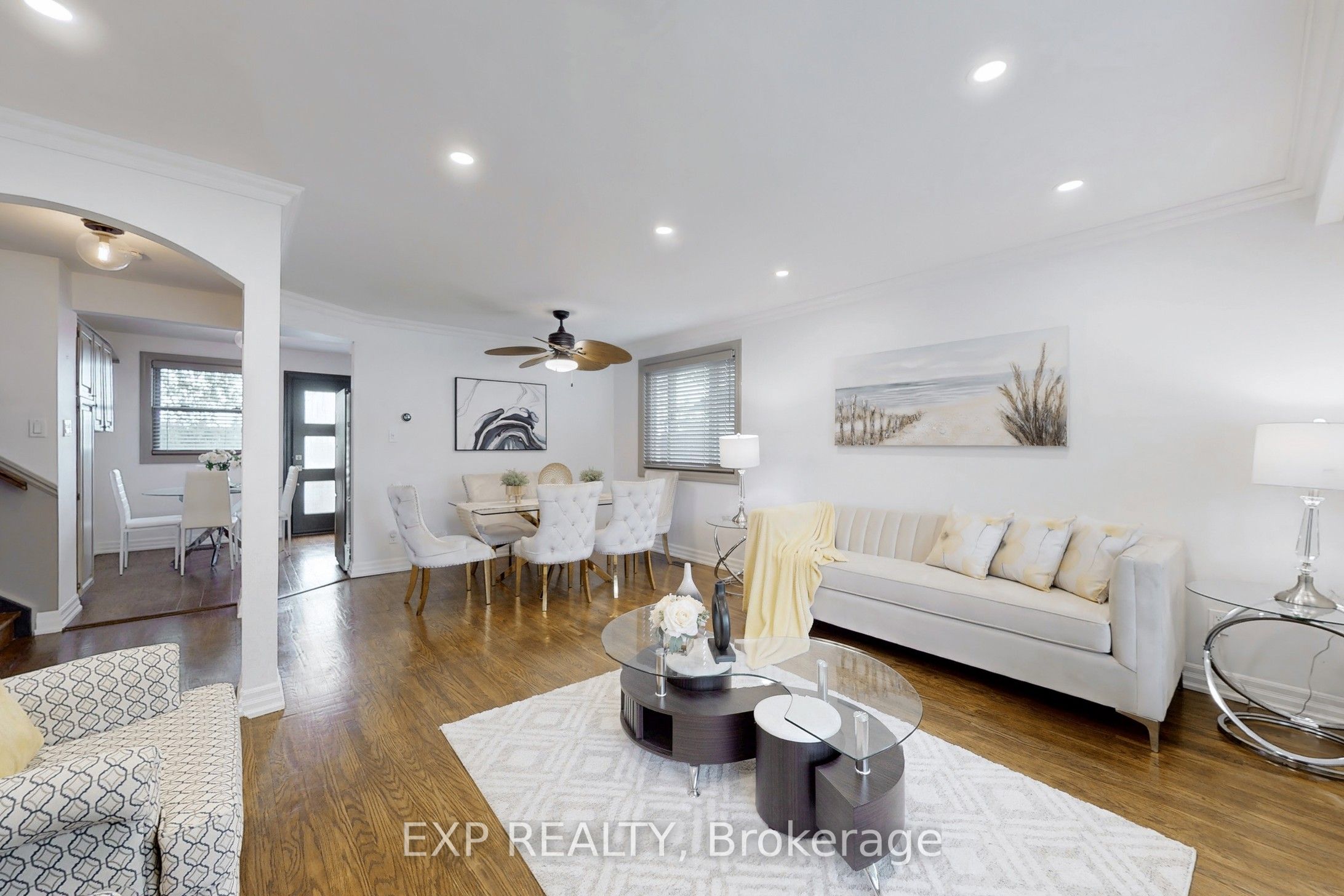 5 Lockton Crescent Property Photo 6