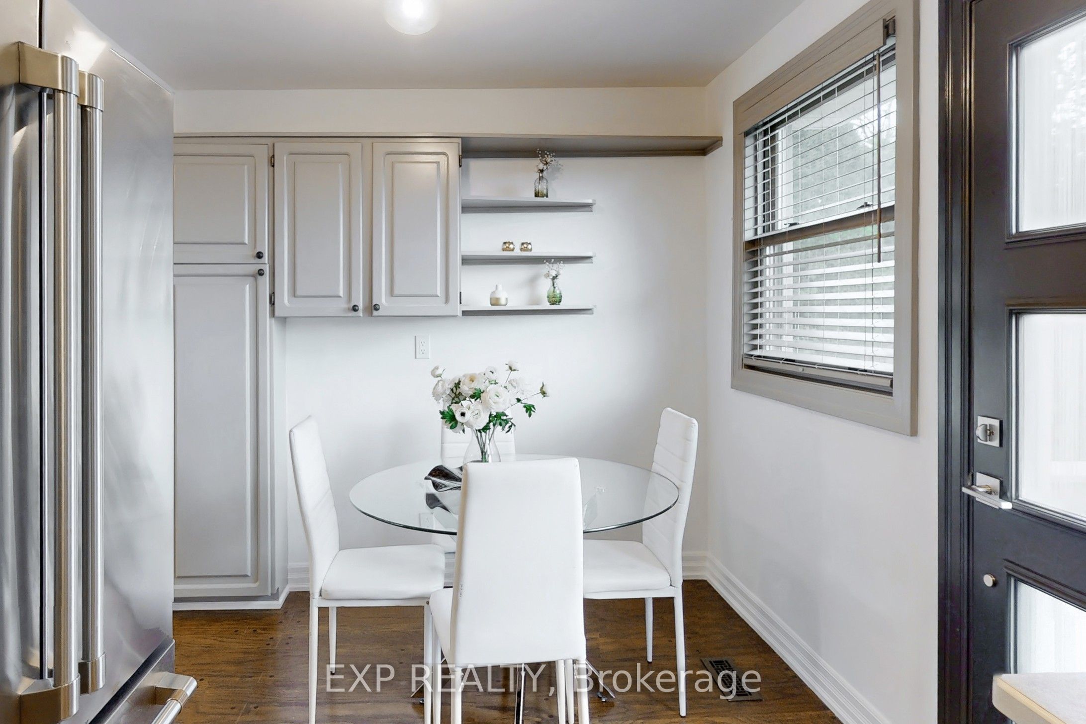 5 Lockton Crescent Property Photo 17