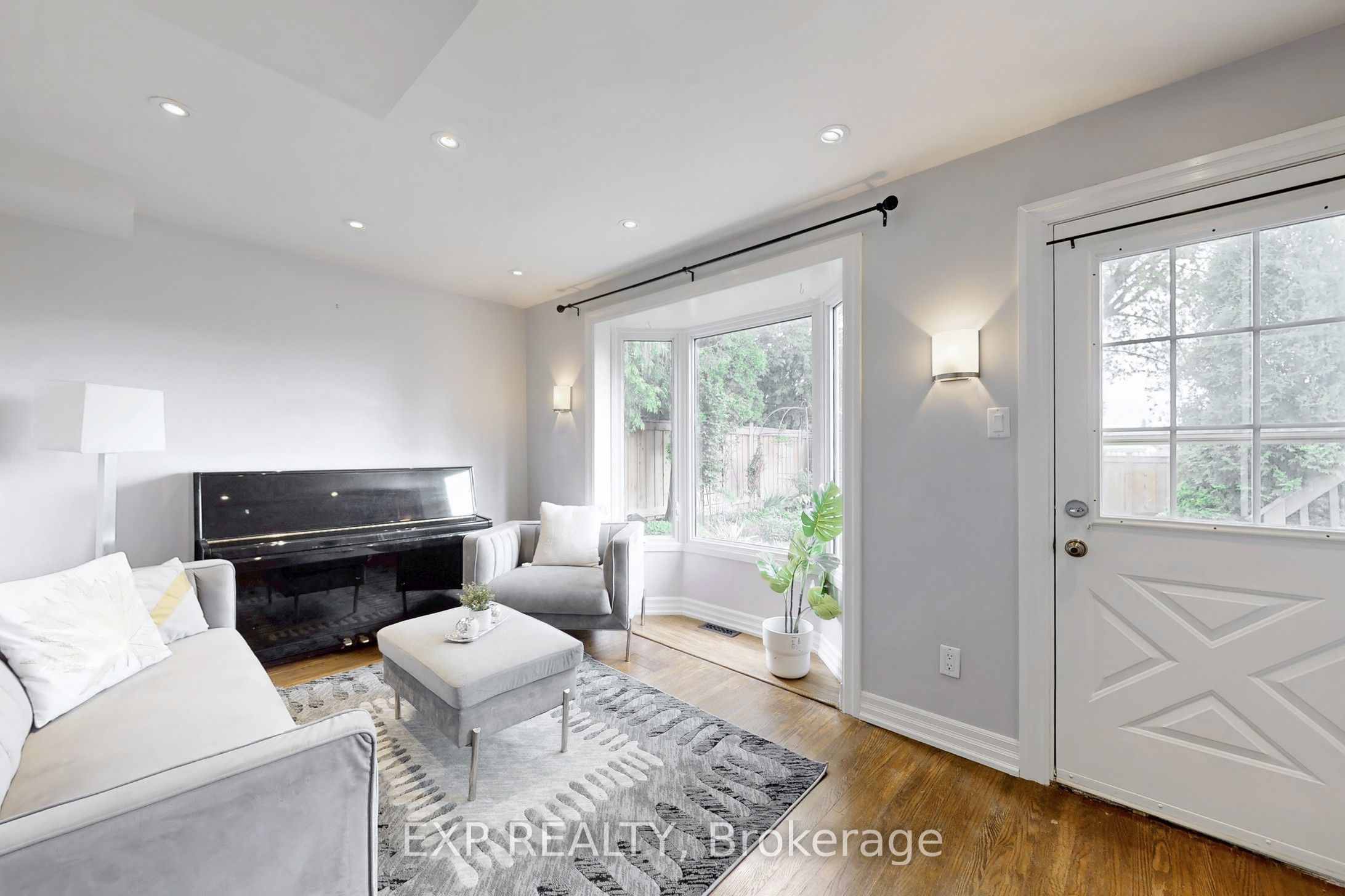 5 Lockton Crescent Property Photo 31