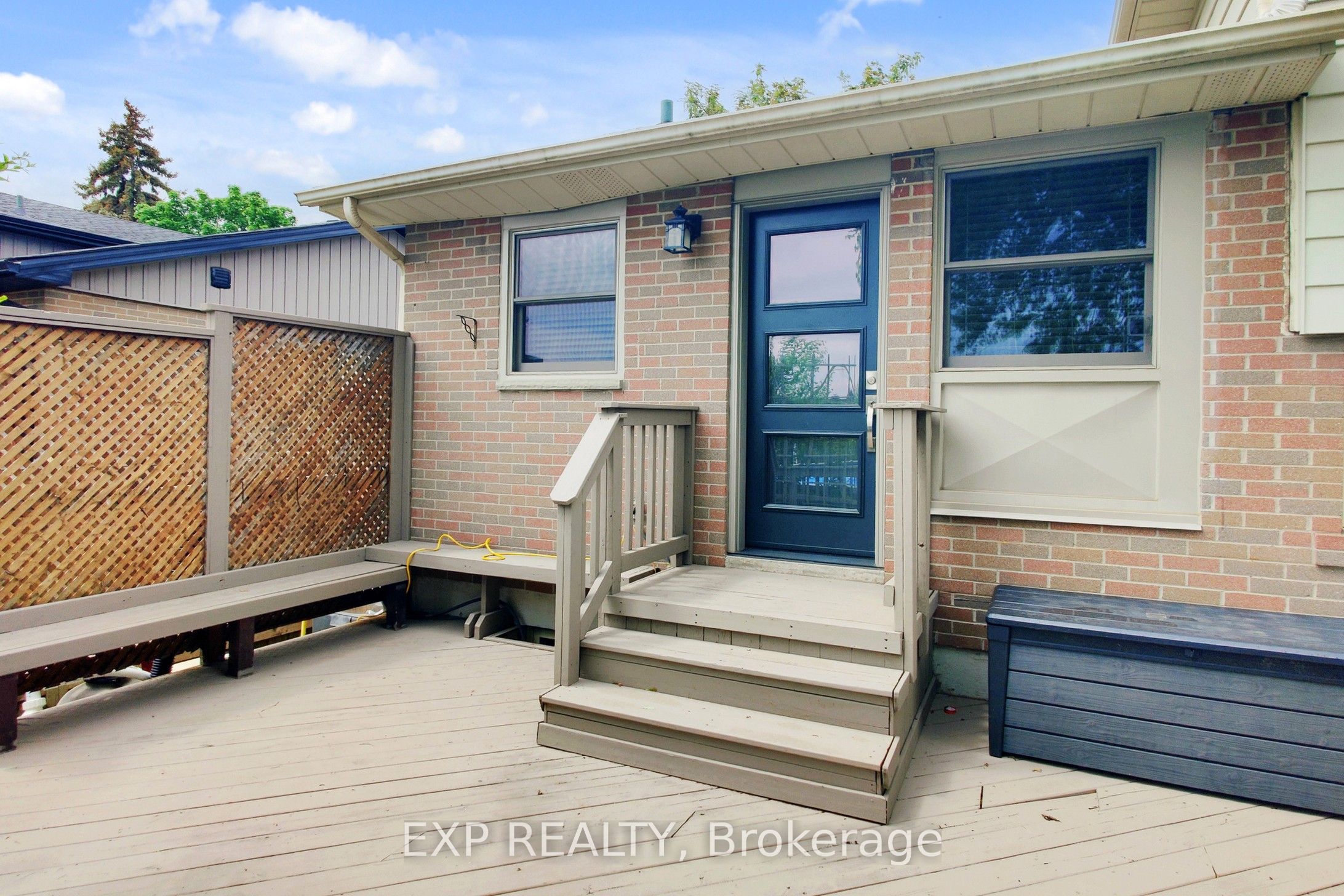 5 Lockton Crescent Property Photo 40