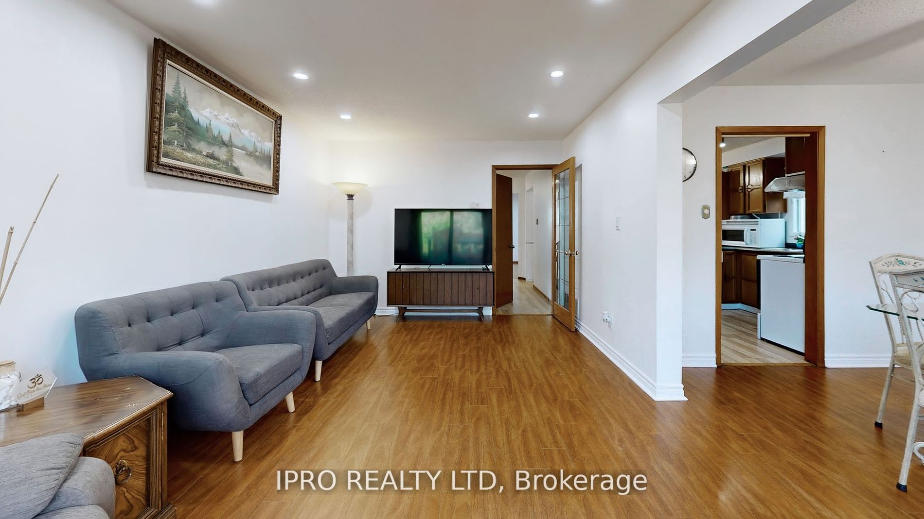 32 Dafoe Crescent Property Photo 8