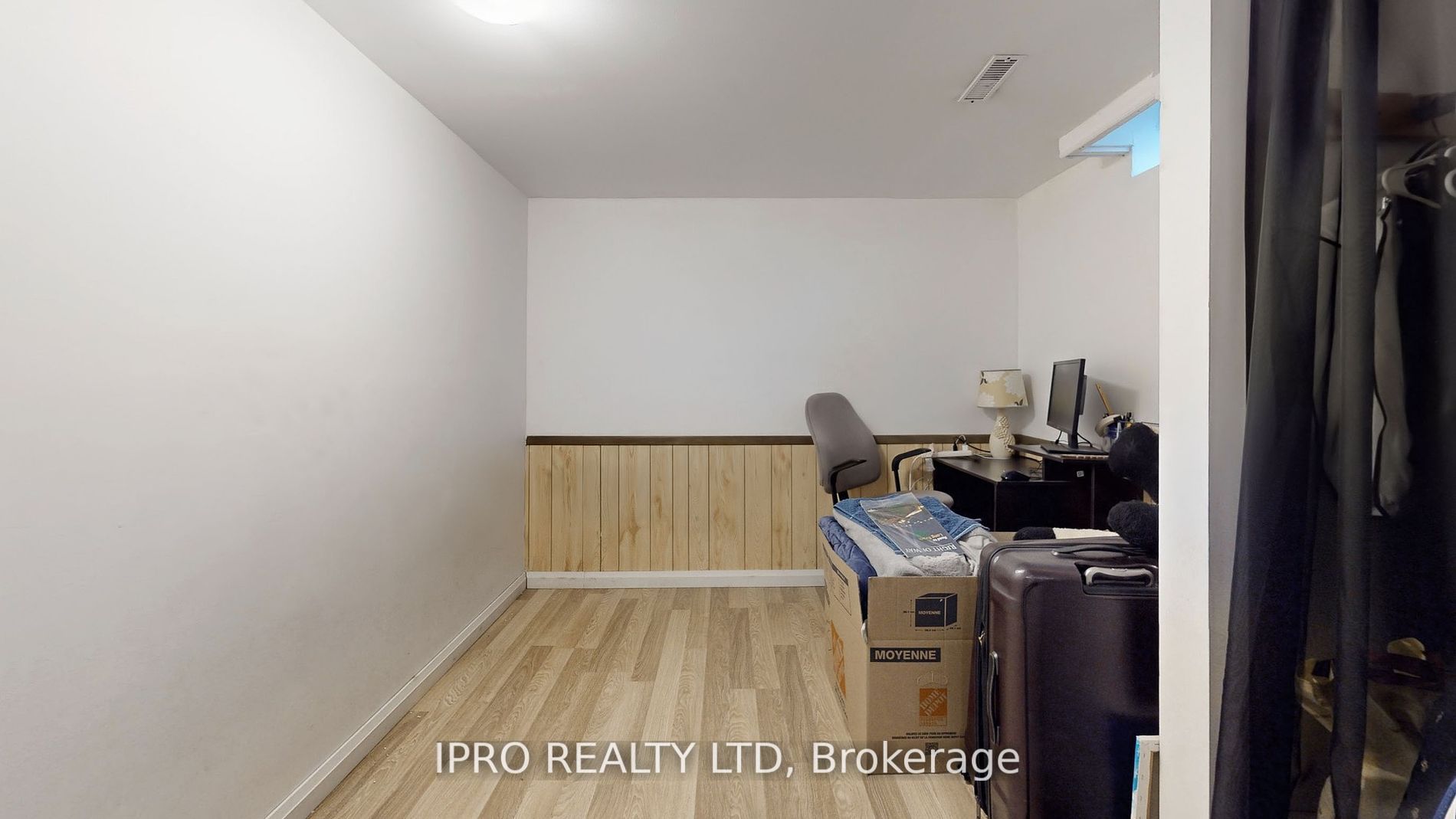 32 Dafoe Crescent Property Photo 29