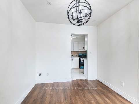 #208 - 475 Bramalea Road Property Photo 12