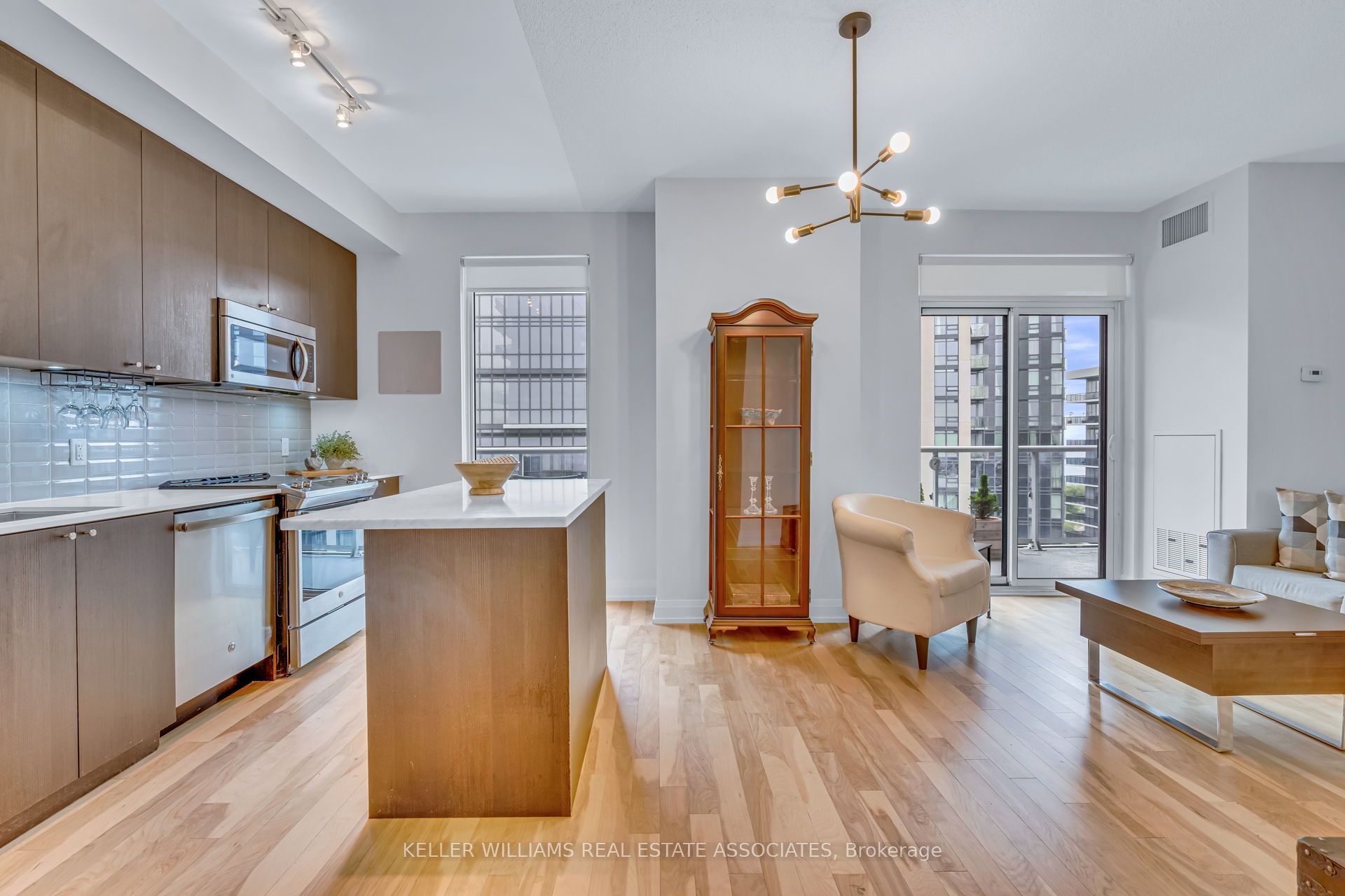#1504 - 56 Annie Craig Drive Property Photo 12