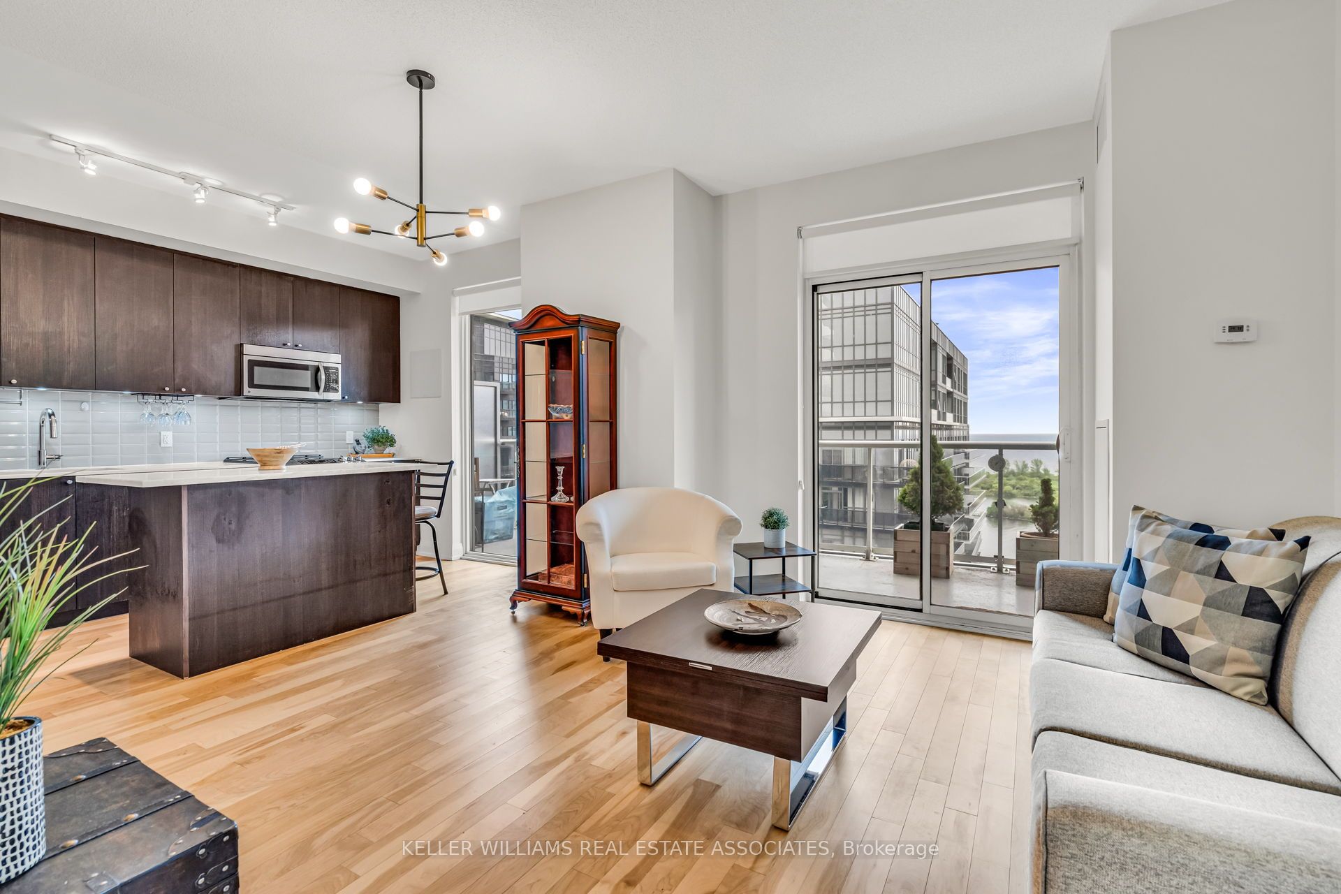 #1504 - 56 Annie Craig Drive Property Photo 16
