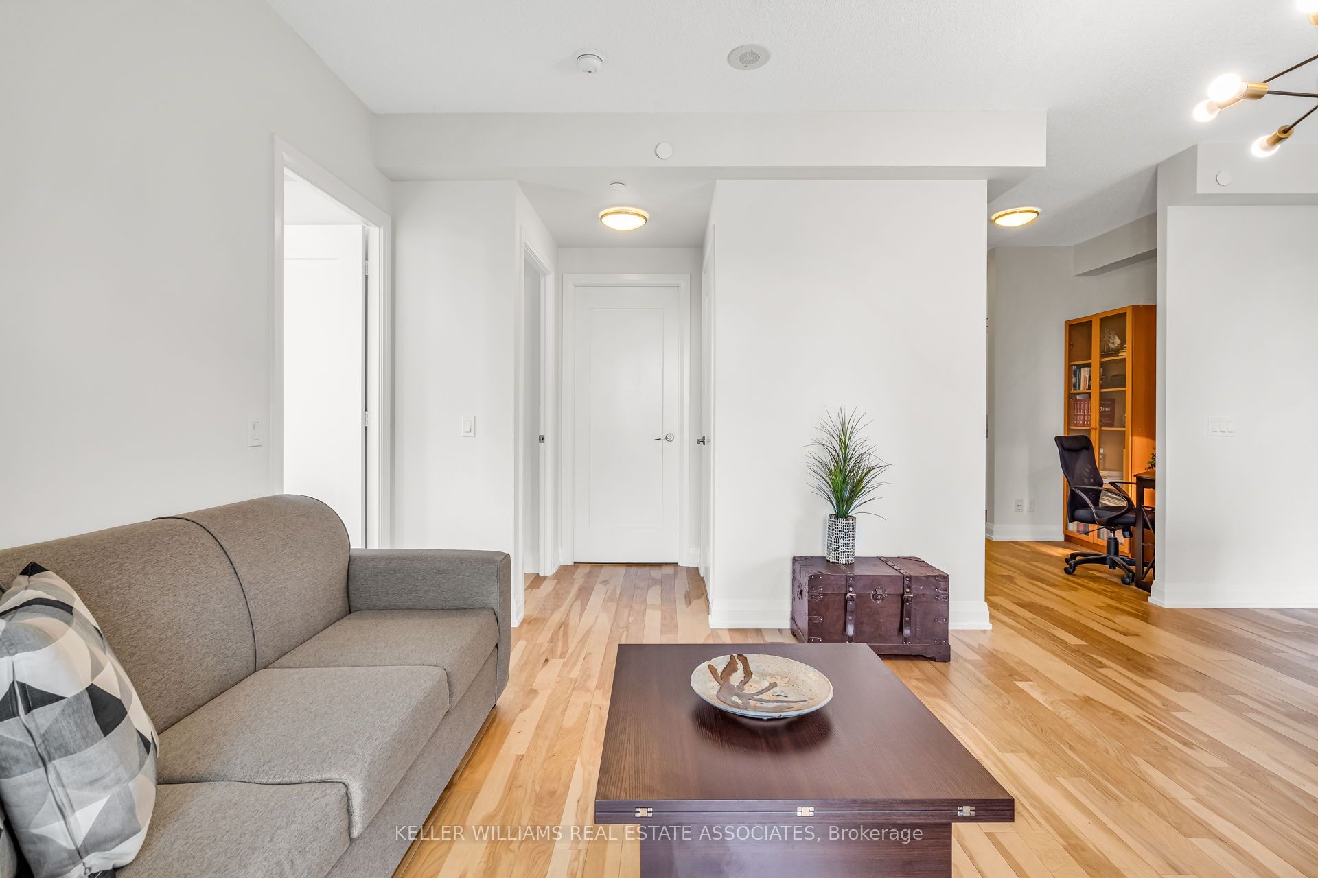 #1504 - 56 Annie Craig Drive Property Photo 17