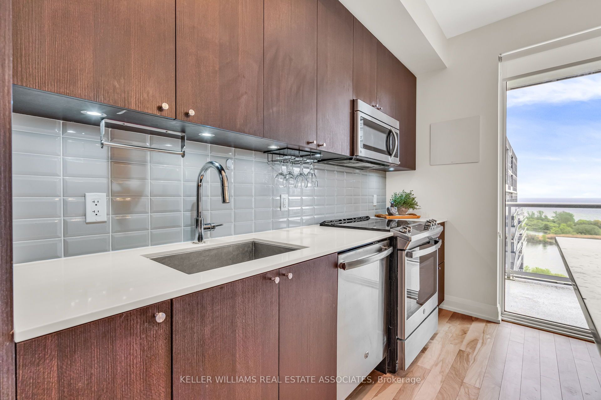 #1504 - 56 Annie Craig Drive Property Photo 22