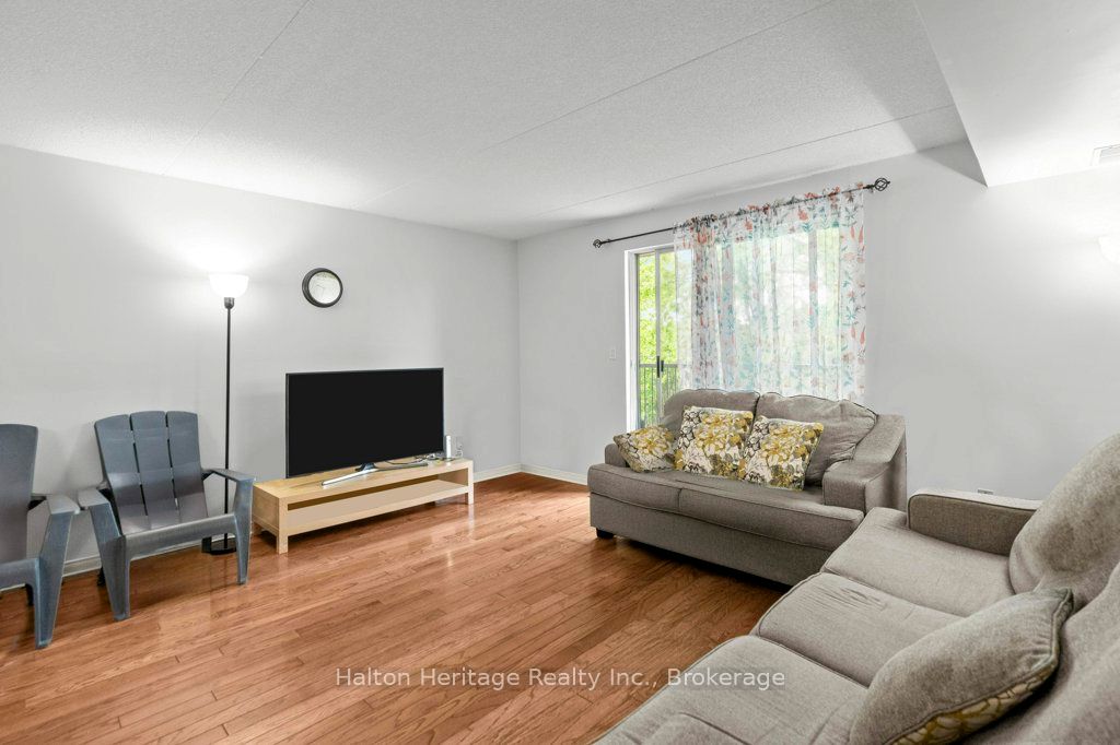 3499 Upper Middle Road 210 Property Photo 16