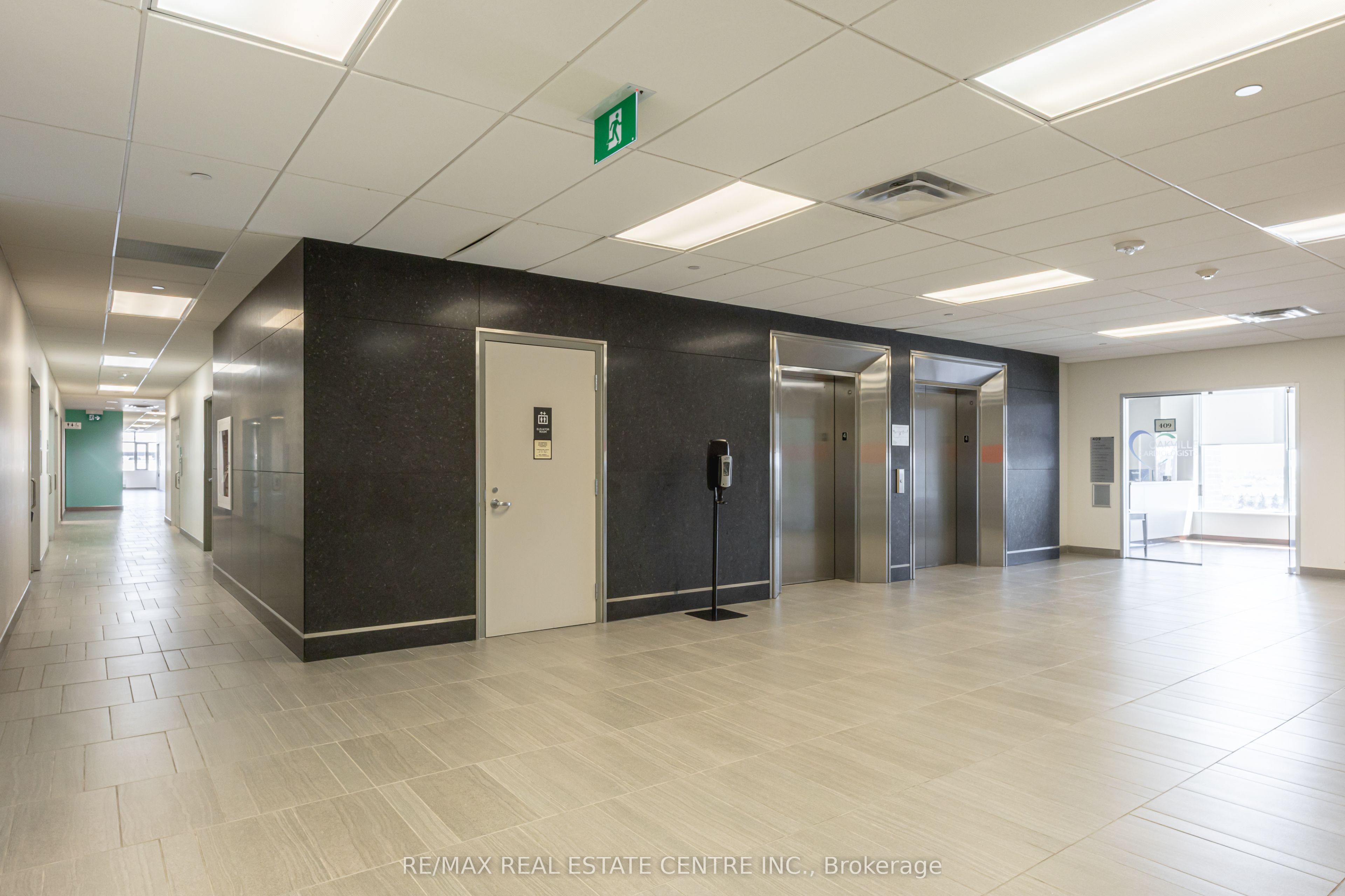#408 - 3075 Hospital Gate Property Photo 21