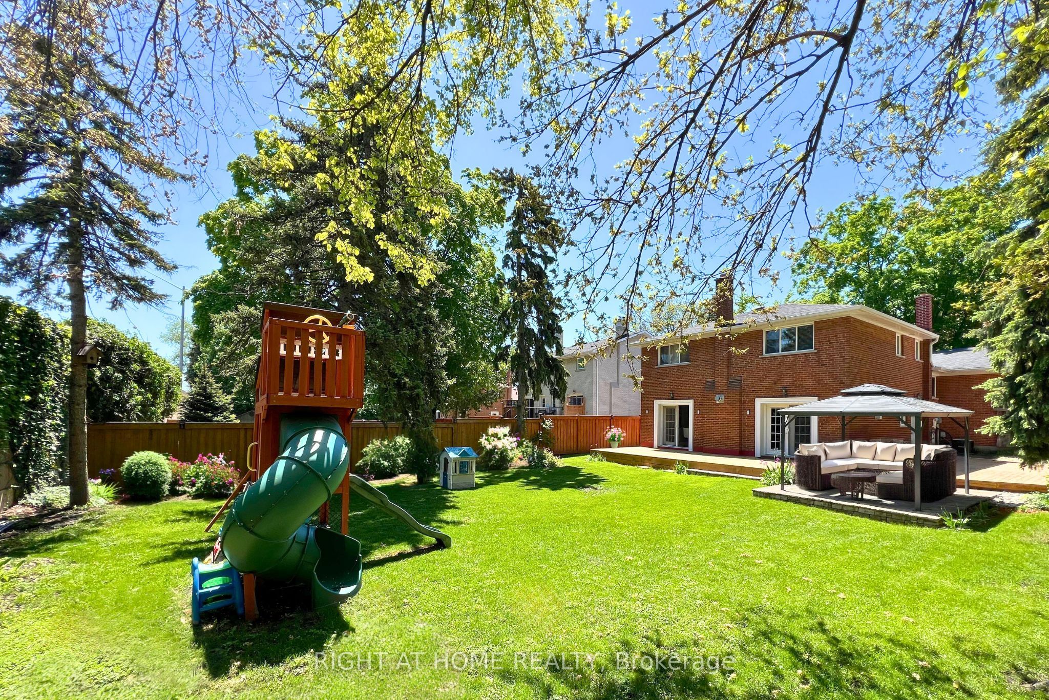 3273 Grassfire Crescent Property Photo 1