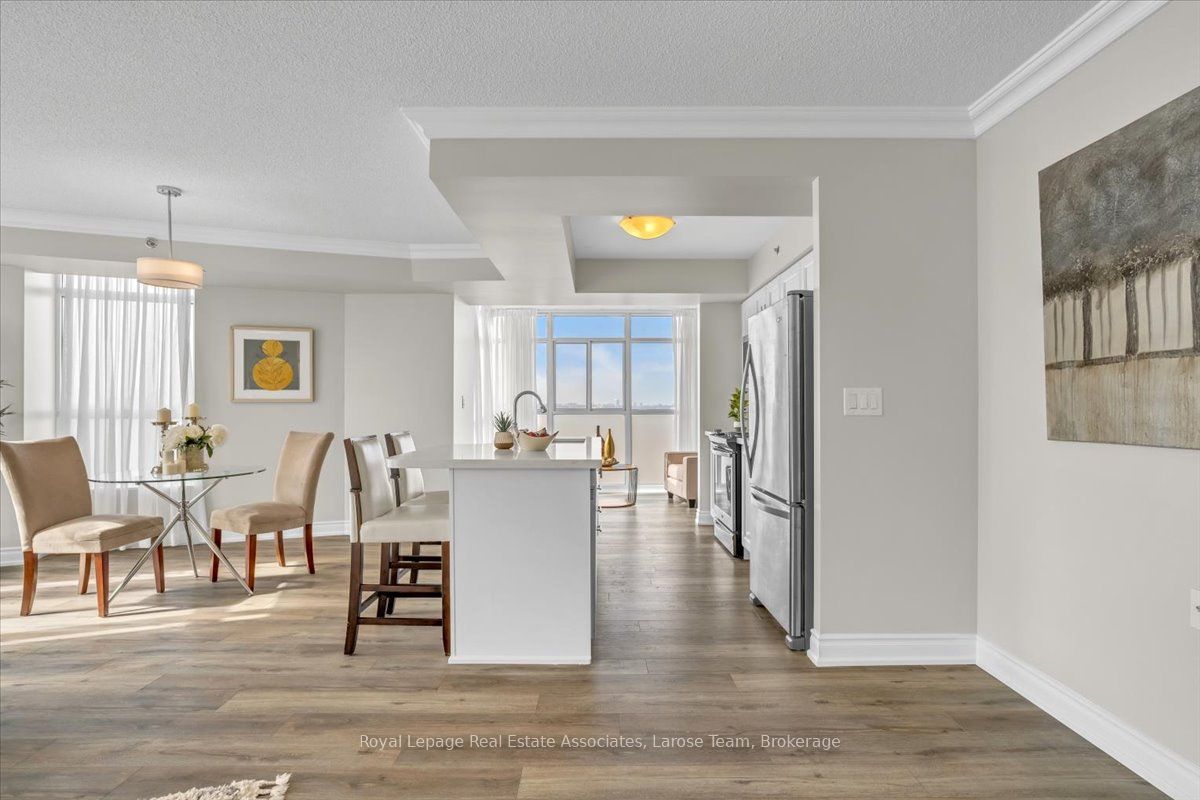 #1706 - 3 Marine Parade Drive Property Photo 11