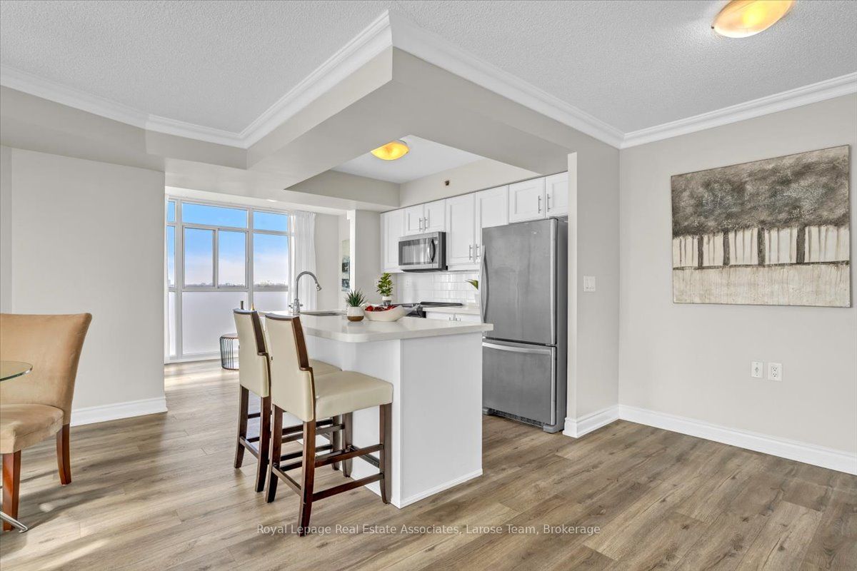 #1706 - 3 Marine Parade Drive Property Photo 12
