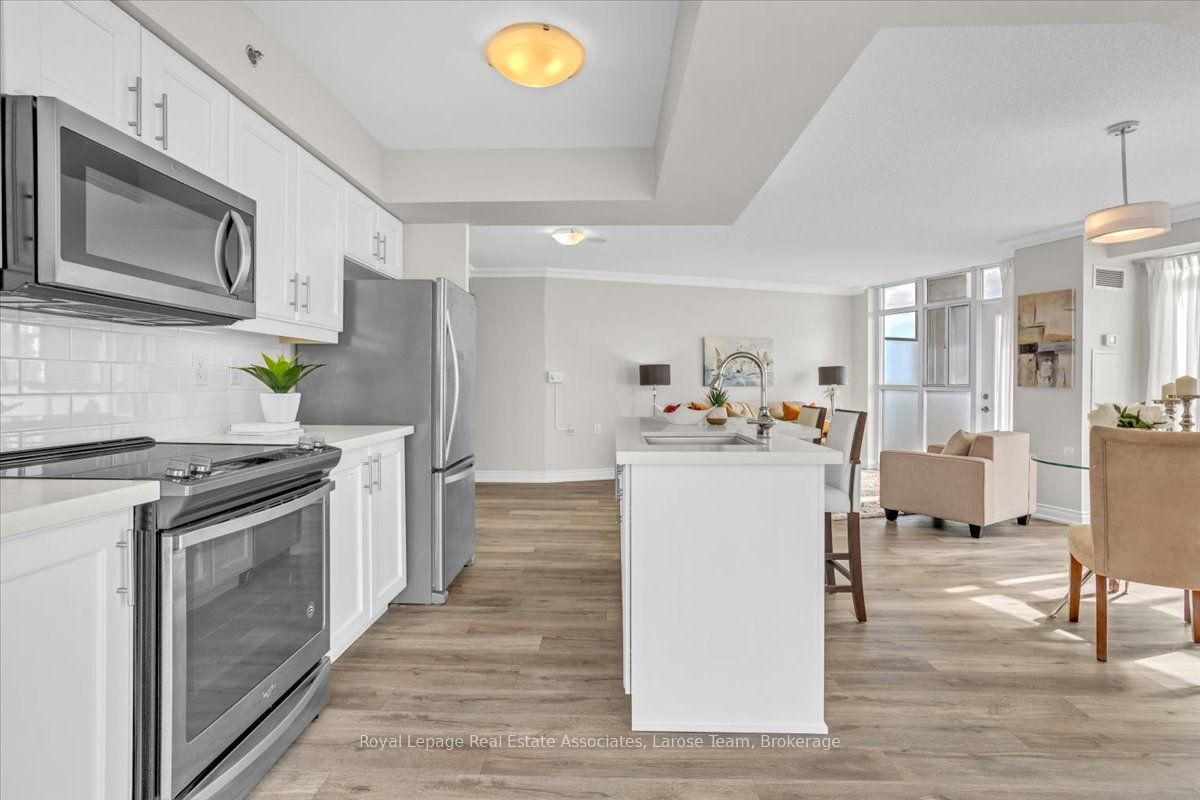 #1706 - 3 Marine Parade Drive Property Photo 14