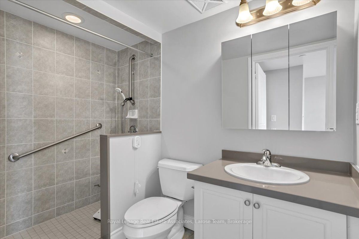 #1706 - 3 Marine Parade Drive Property Photo 27
