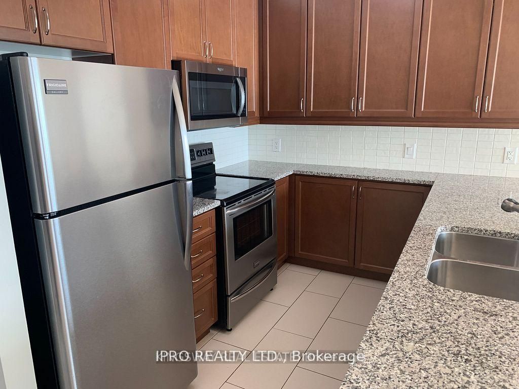 #1305 - 100 John Street Property Photo 10