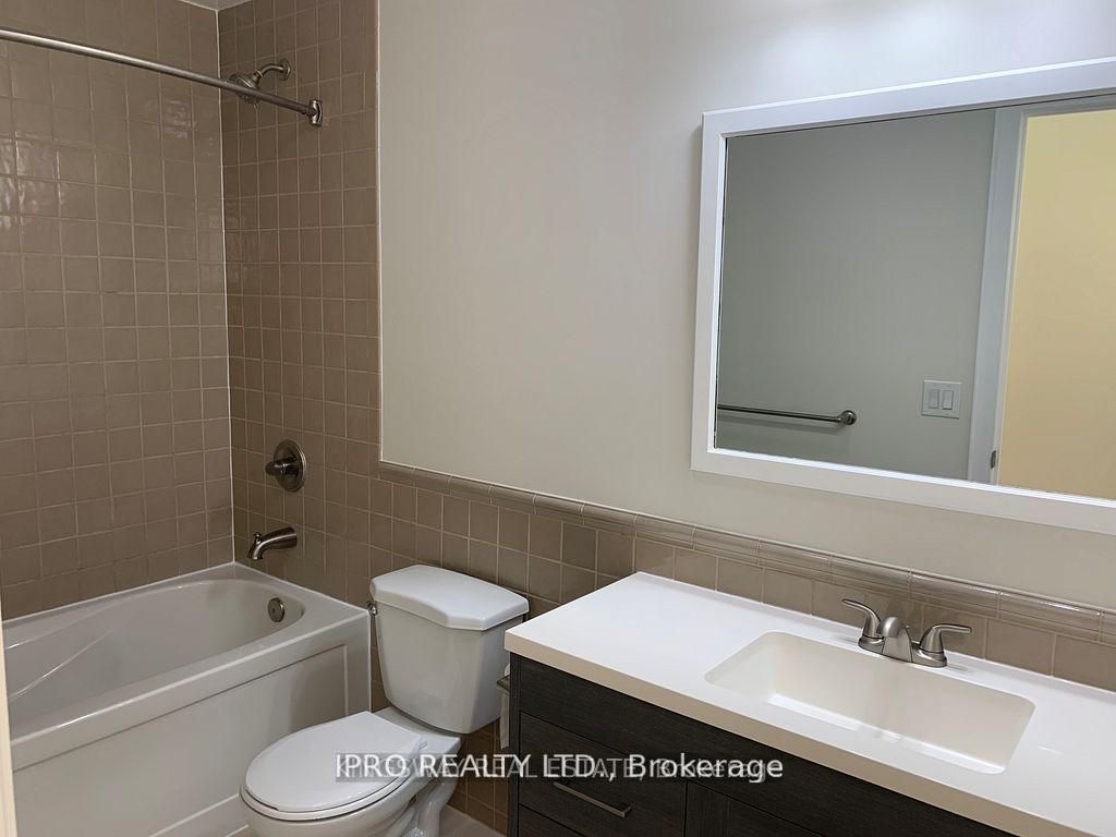 #1305 - 100 John Street Property Photo 11