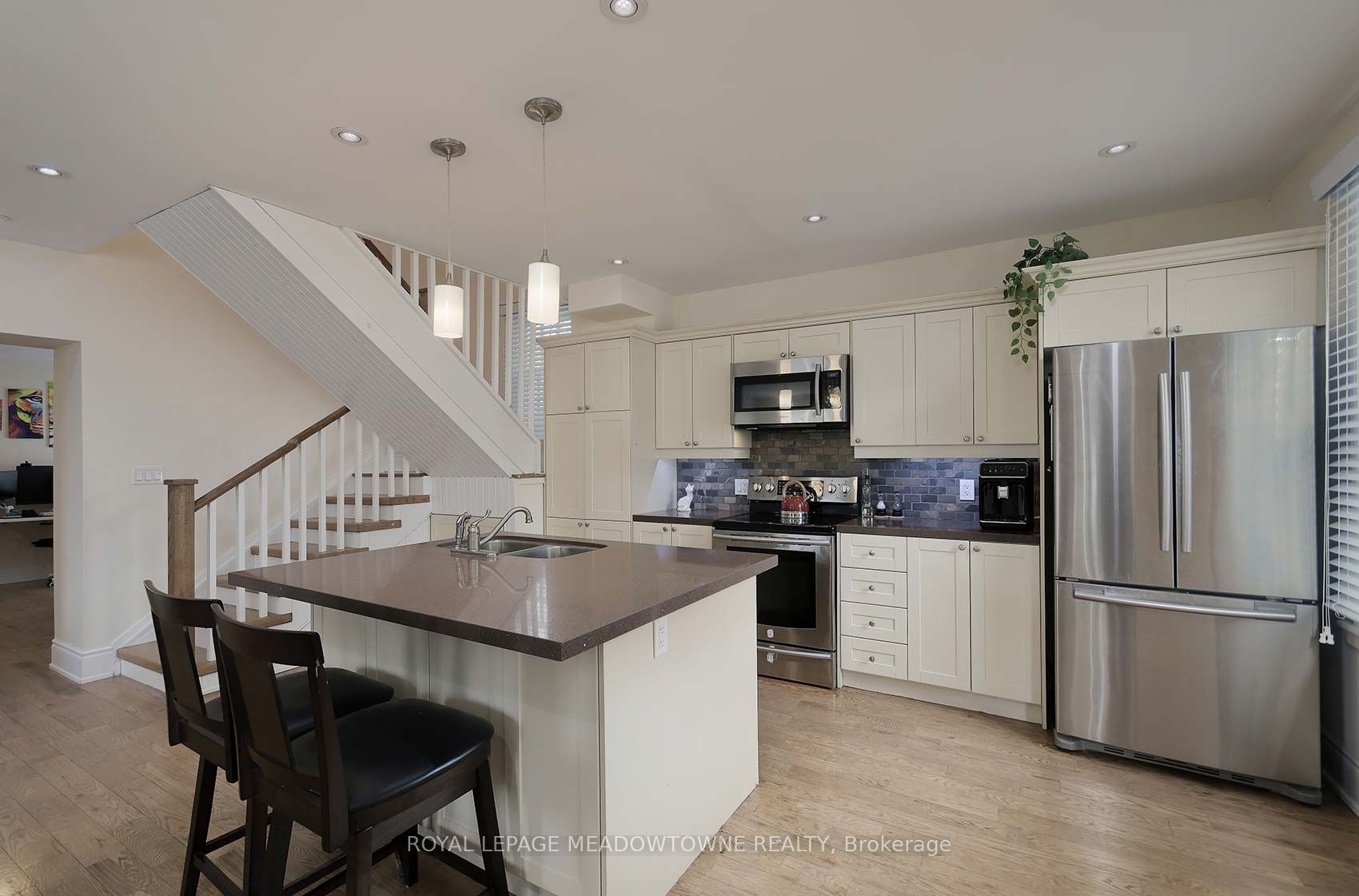 307 Queen Street Property Photo 29
