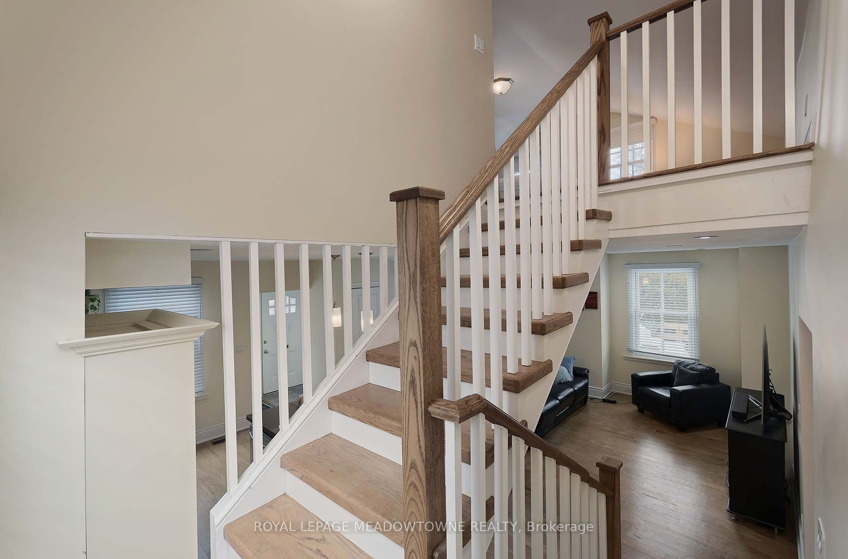 307 Queen Street Property Photo 35