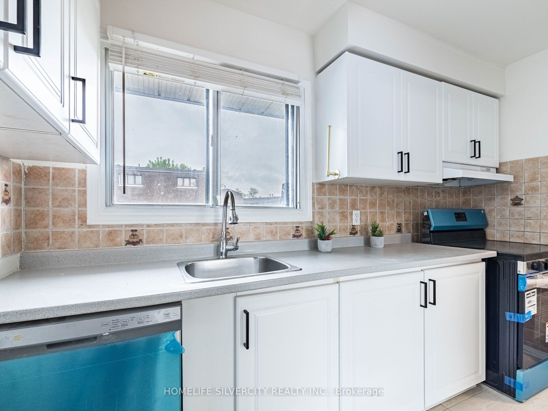 475 Bramalea Road 208 Property Photo 16