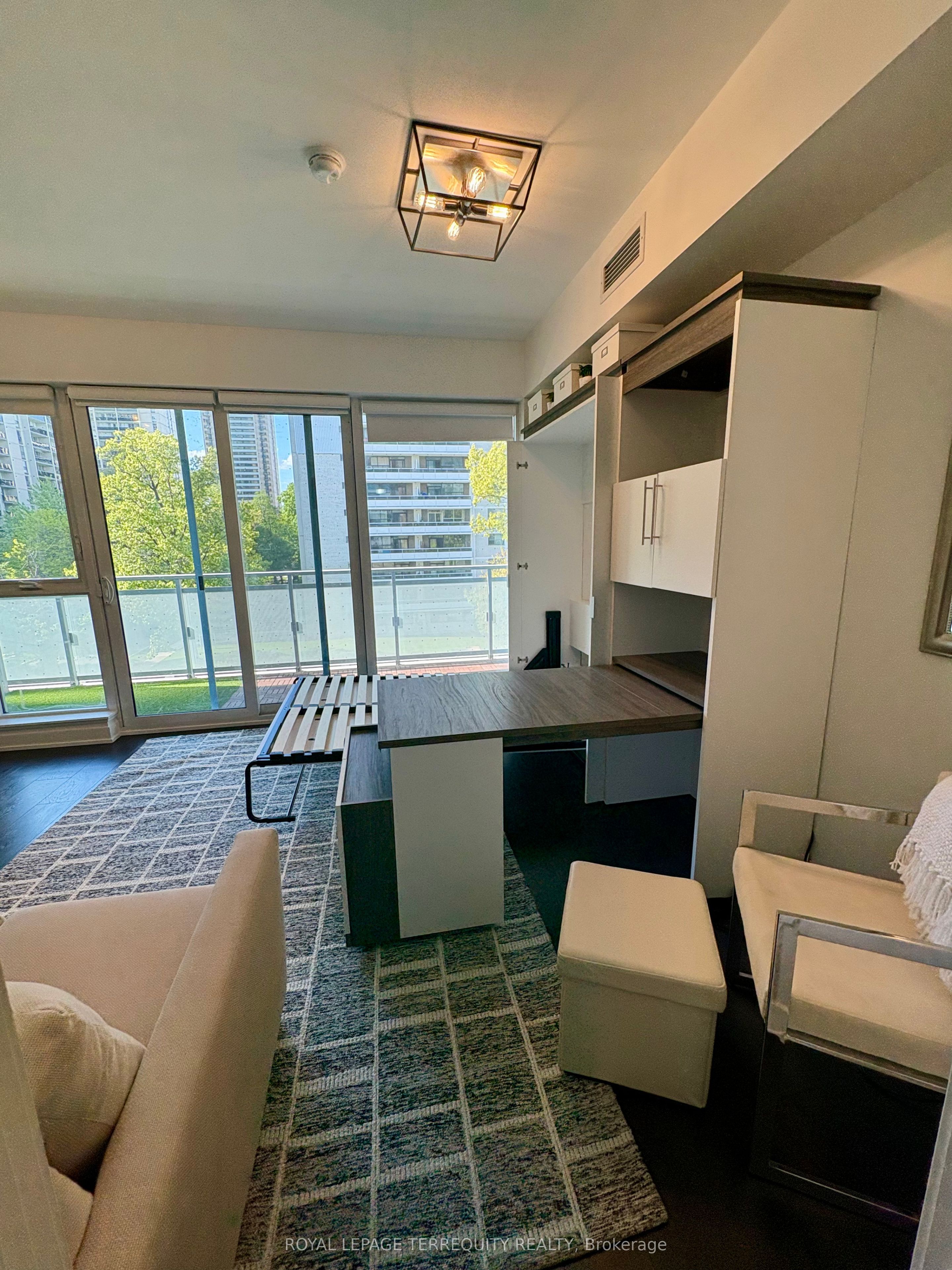 1830 Bloor Street W 437 Property Photo 14